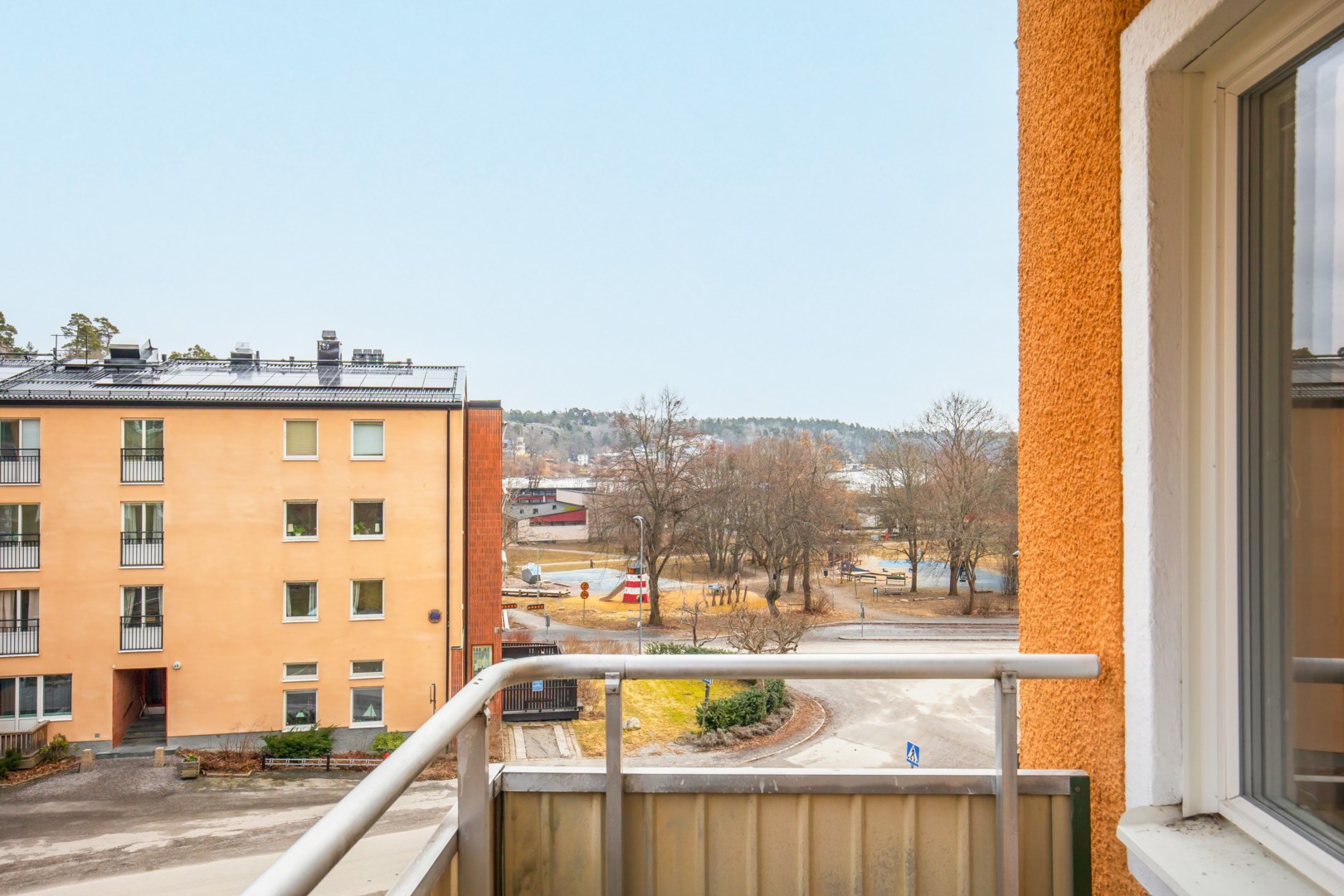 Bostadsbild från Beckasinvägen 33, Såld i Saltängen, Nacka
