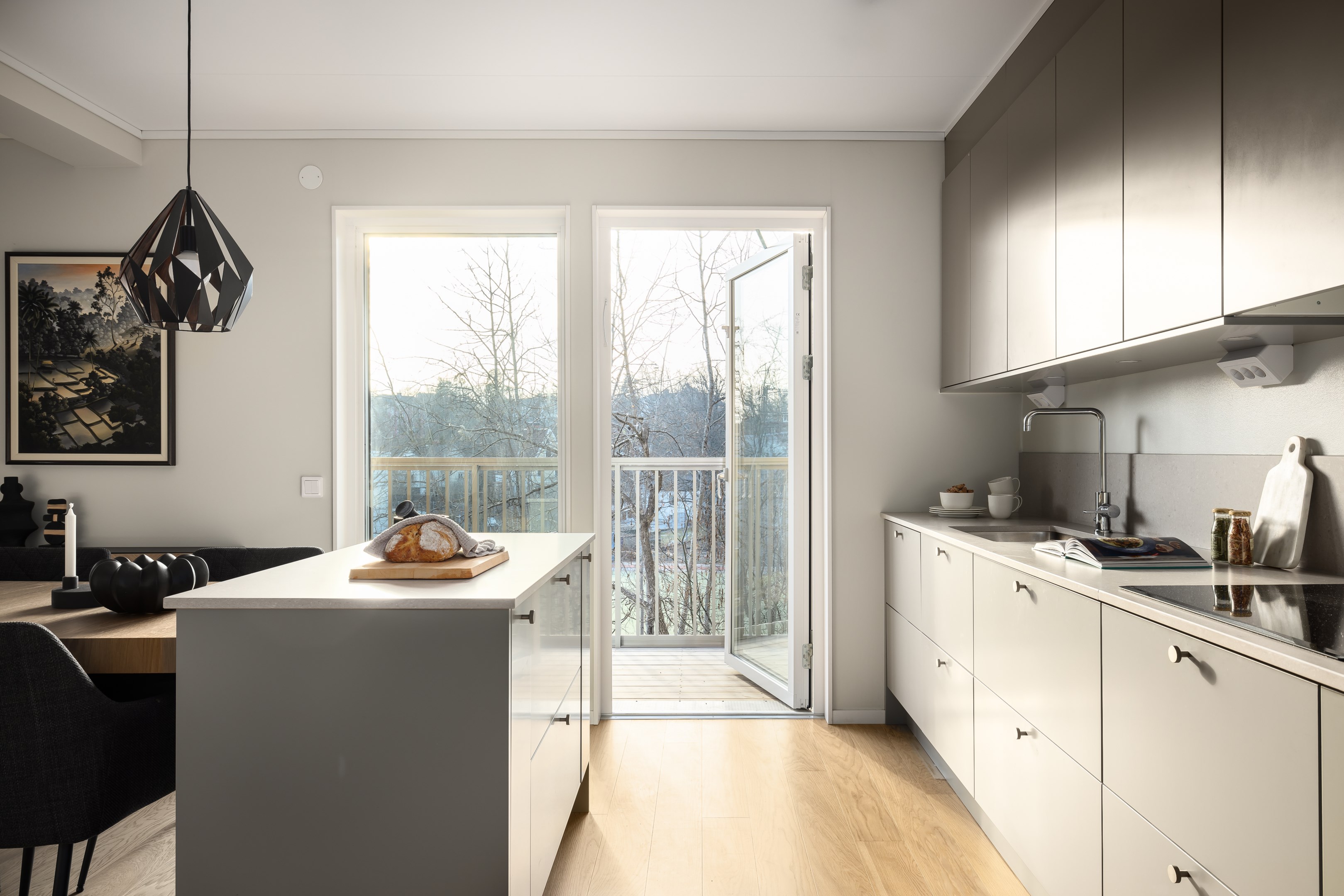 Bostadsbild från Östra Gräsvägen 7, Såld i Ektorp, Nacka