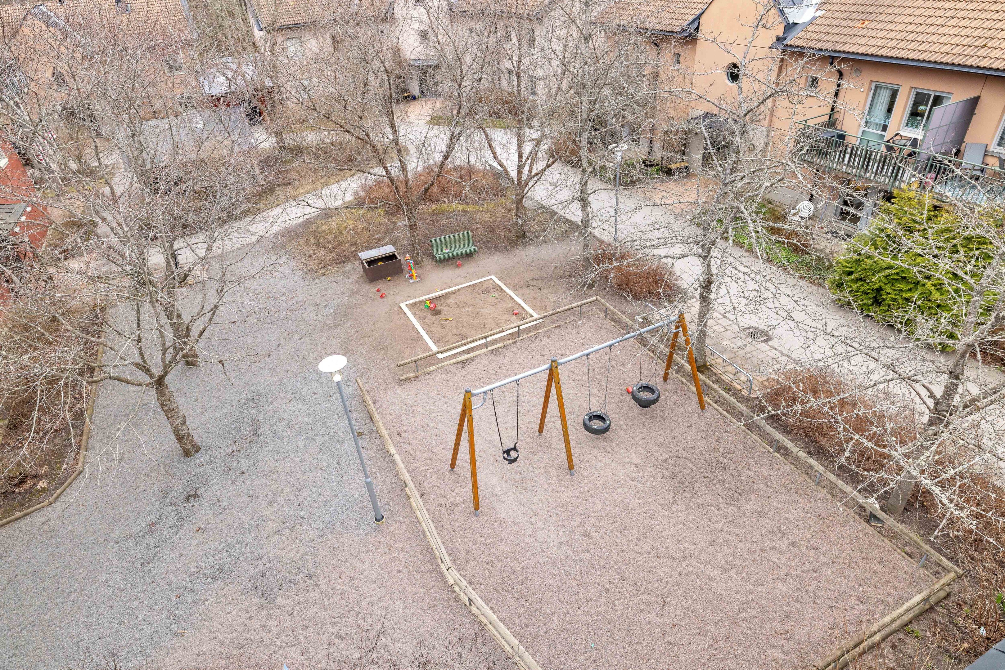 Bostadsbild från Eksätravägen 130, Såld i Södra Gottsunda, Uppsala