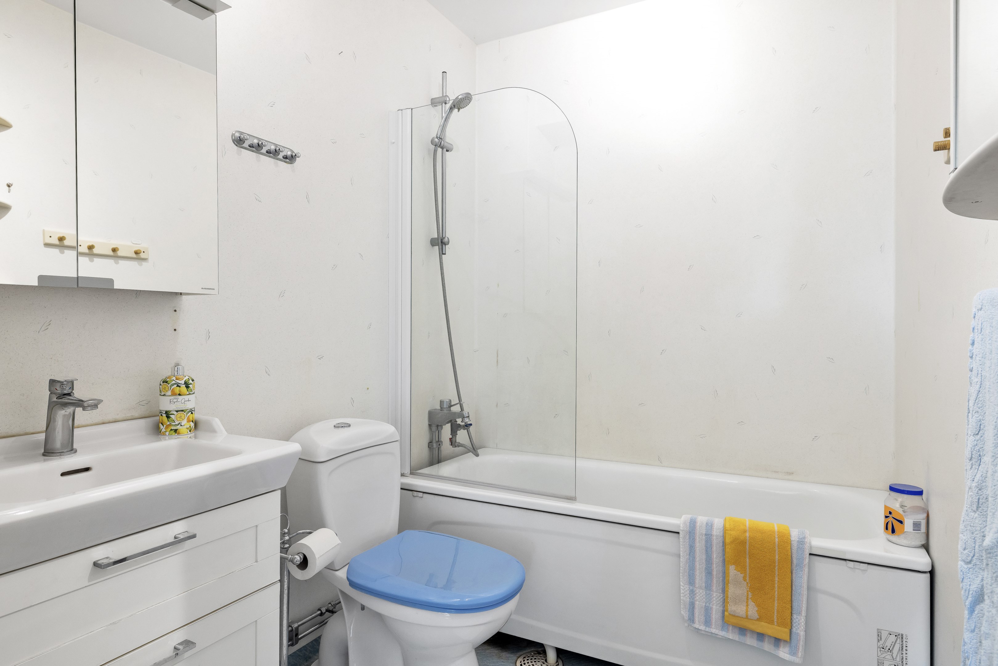 Bostadsbild från Eksätravägen 130, Såld i Södra Gottsunda, Uppsala