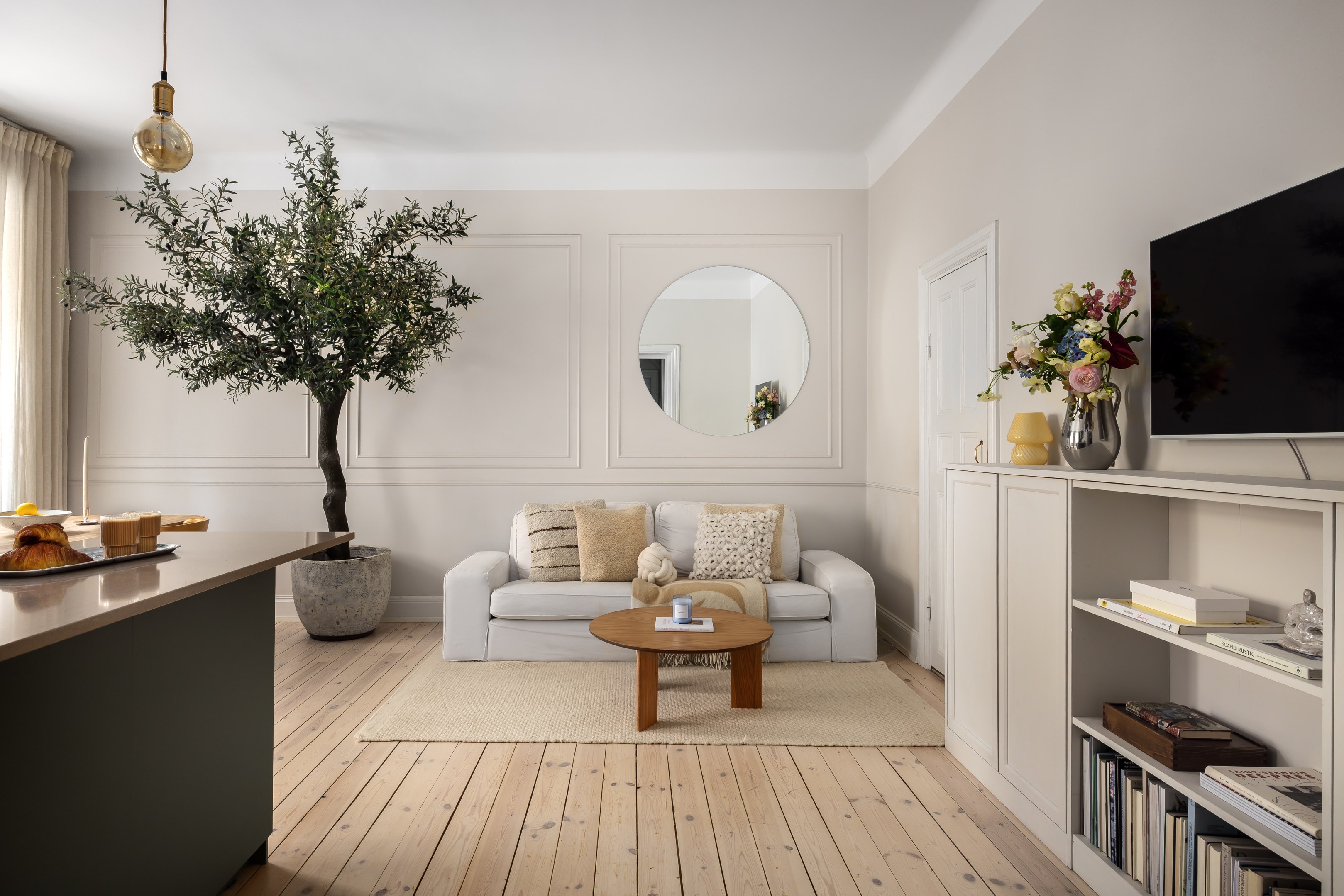 Bostadsbild från Tomtebogatan 13, bv ög, Såld i Vasastan - Birkastan, Stockholm