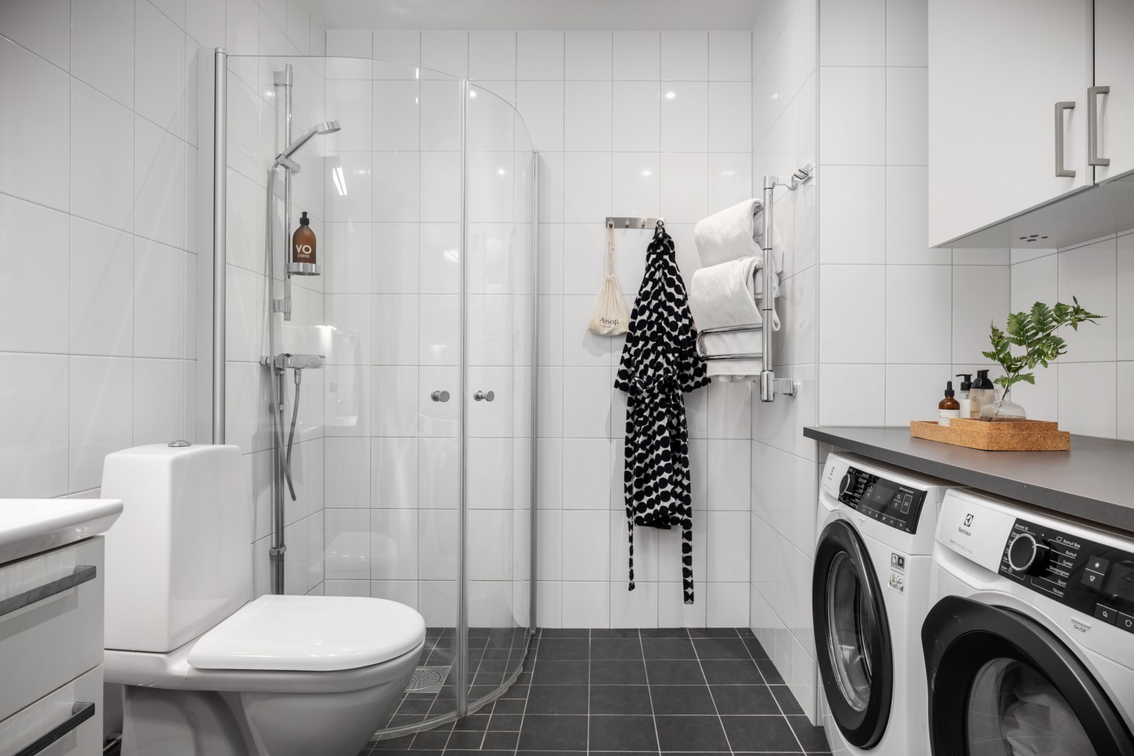 Bostadsbild från Tollareslingan 10, 3 tr, Såld i Tollare, Nacka