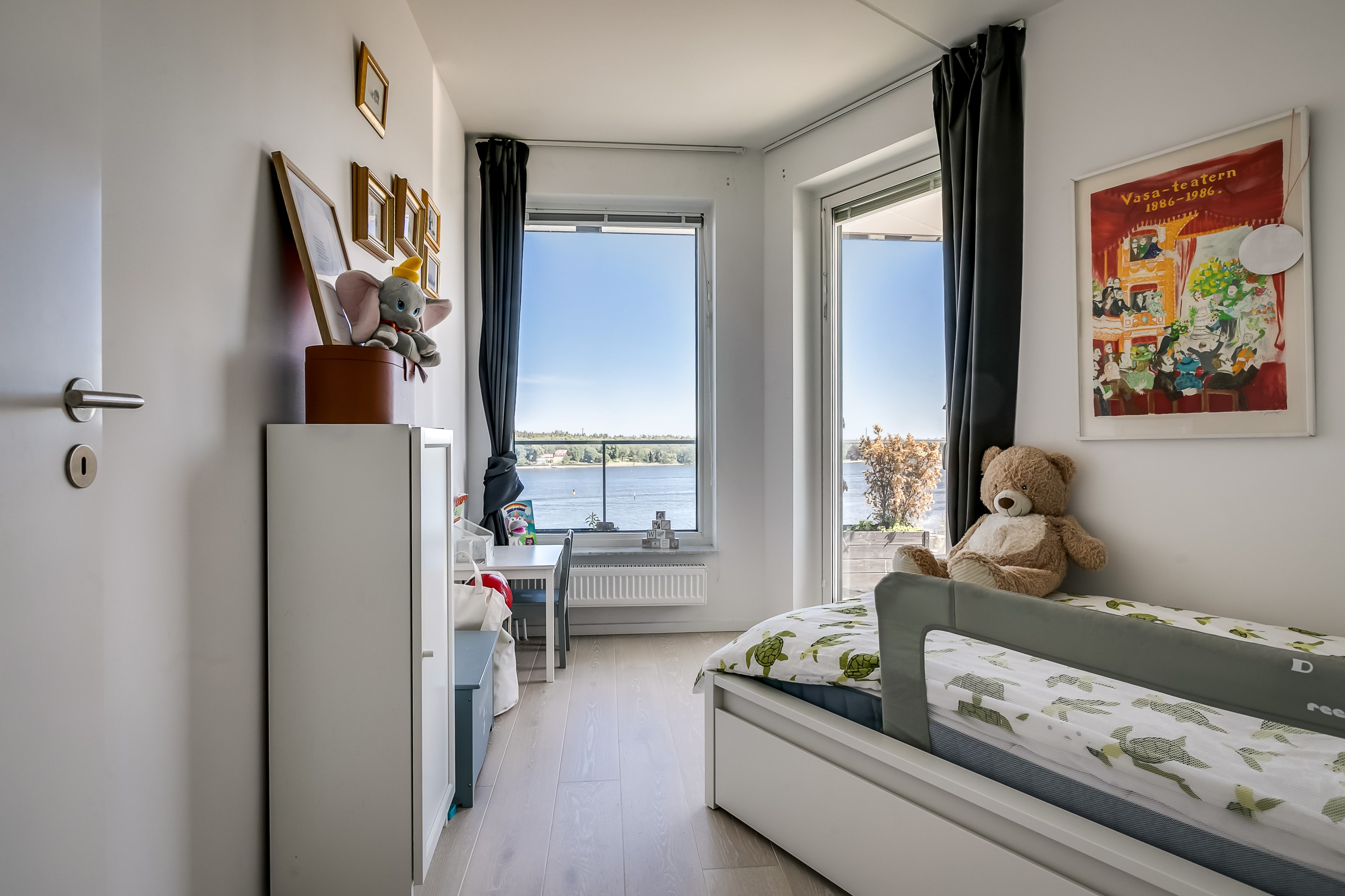 Bostadsbild från Finnboda kajväg 10, Såld i Finnboda Hamn, Nacka