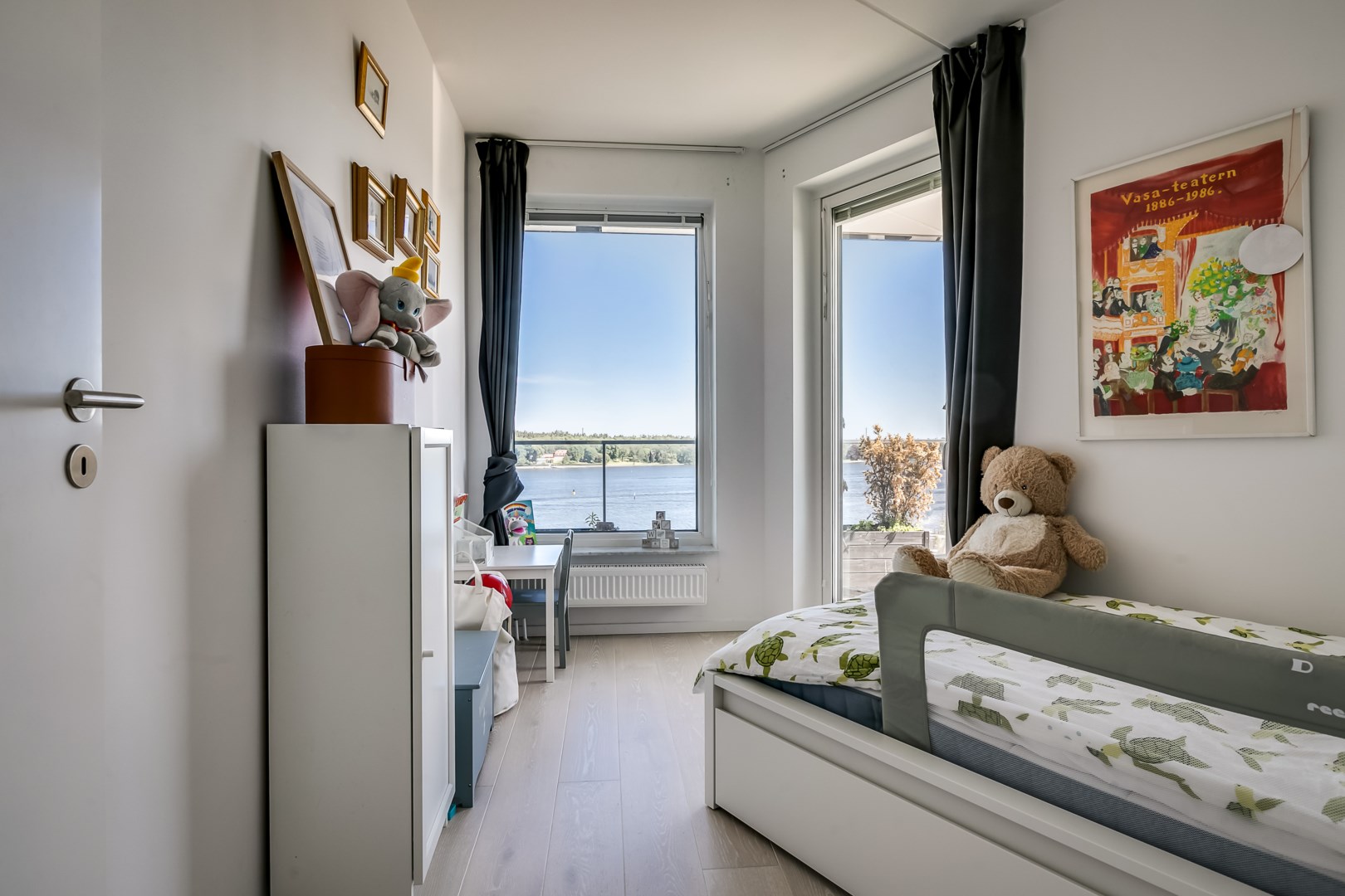 Bostadsbild från Finnboda kajväg 10, Såld i Finnboda Hamn, Nacka