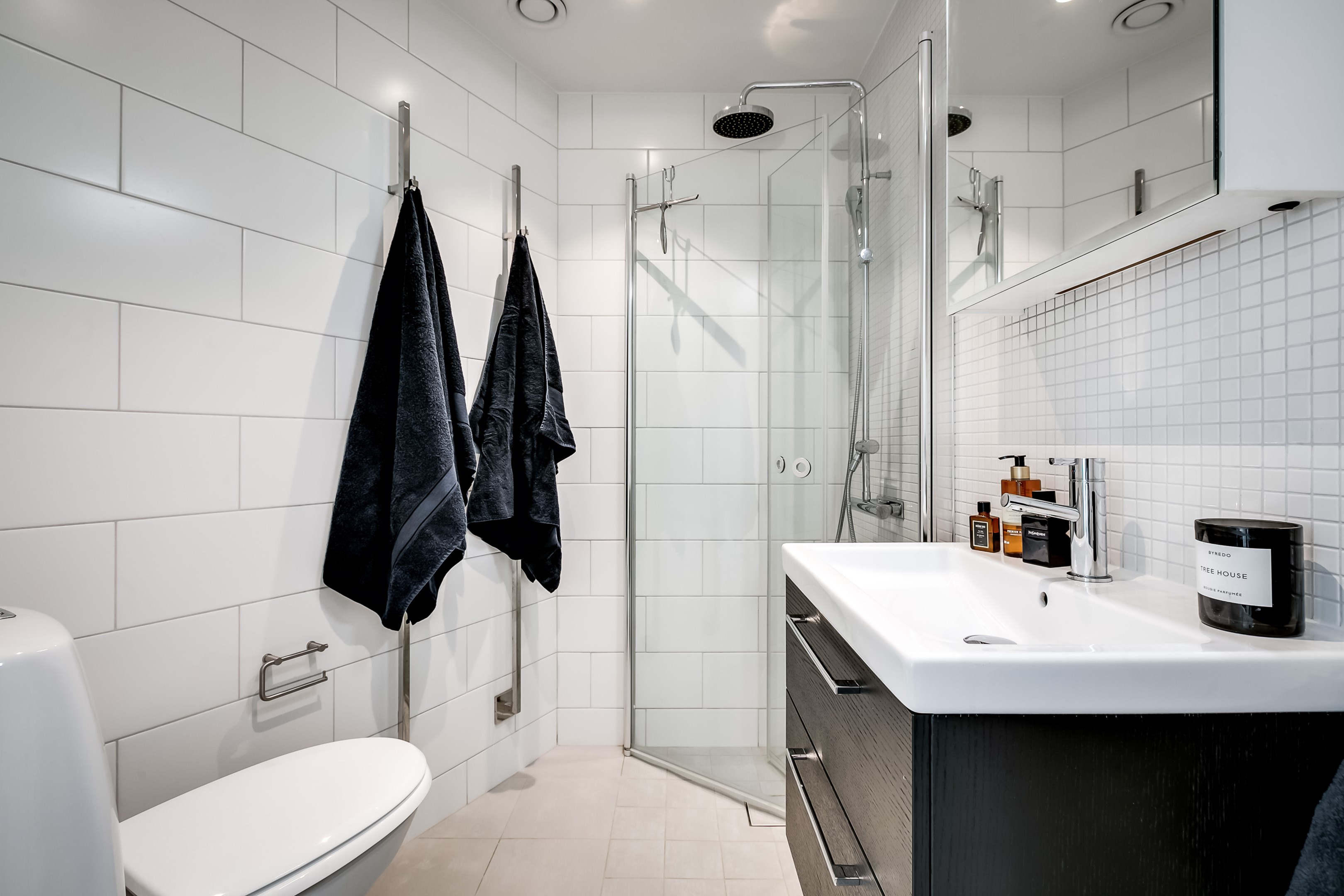 Bostadsbild från Finnboda kajväg 10, Såld i Finnboda Hamn, Nacka