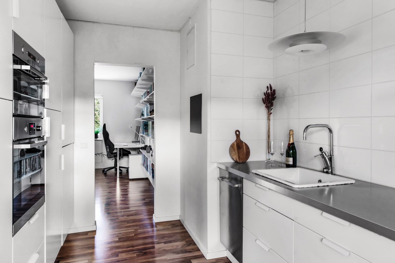 Bostadsbild från Tellusvägen 2D, Såld i Tureberg, Sollentuna