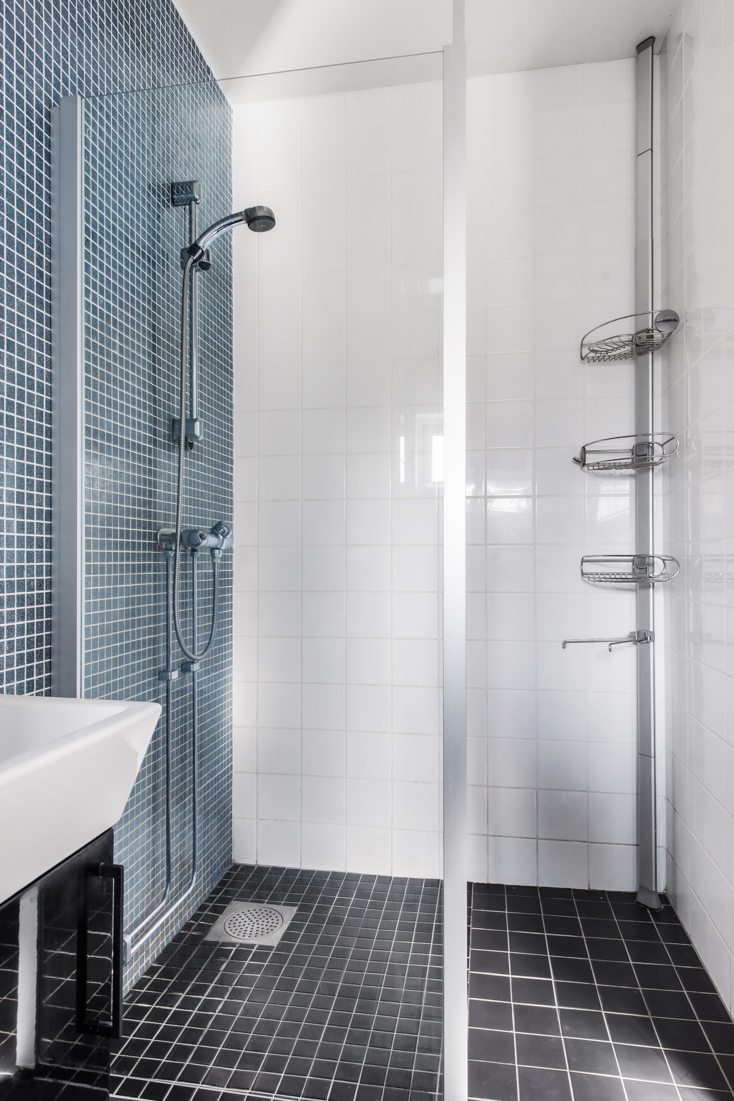 Bostadsbild från Tellusvägen 2D, Såld i Tureberg, Sollentuna