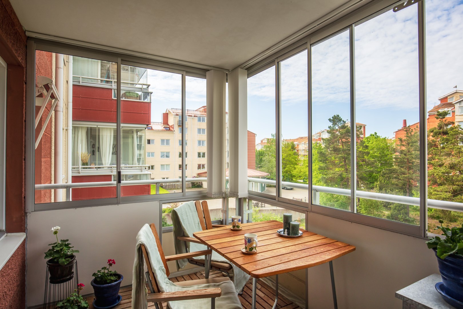 Bostadsbild från Landåvägen 14, Såld i Jarlaberg, Nacka