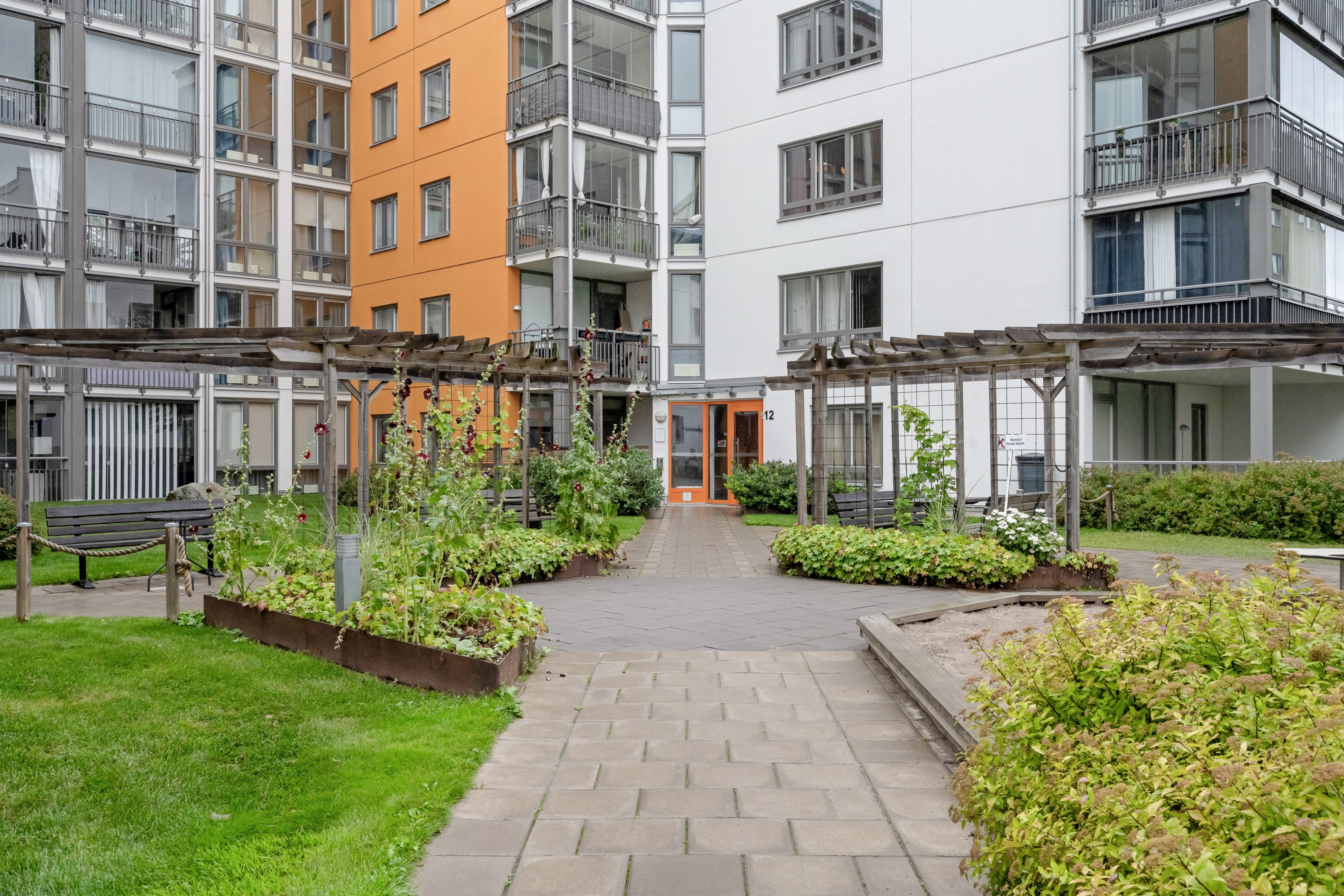 Bostadsbild från Henry Wemans väg 12, Kommande i Gottsunda, Uppsala