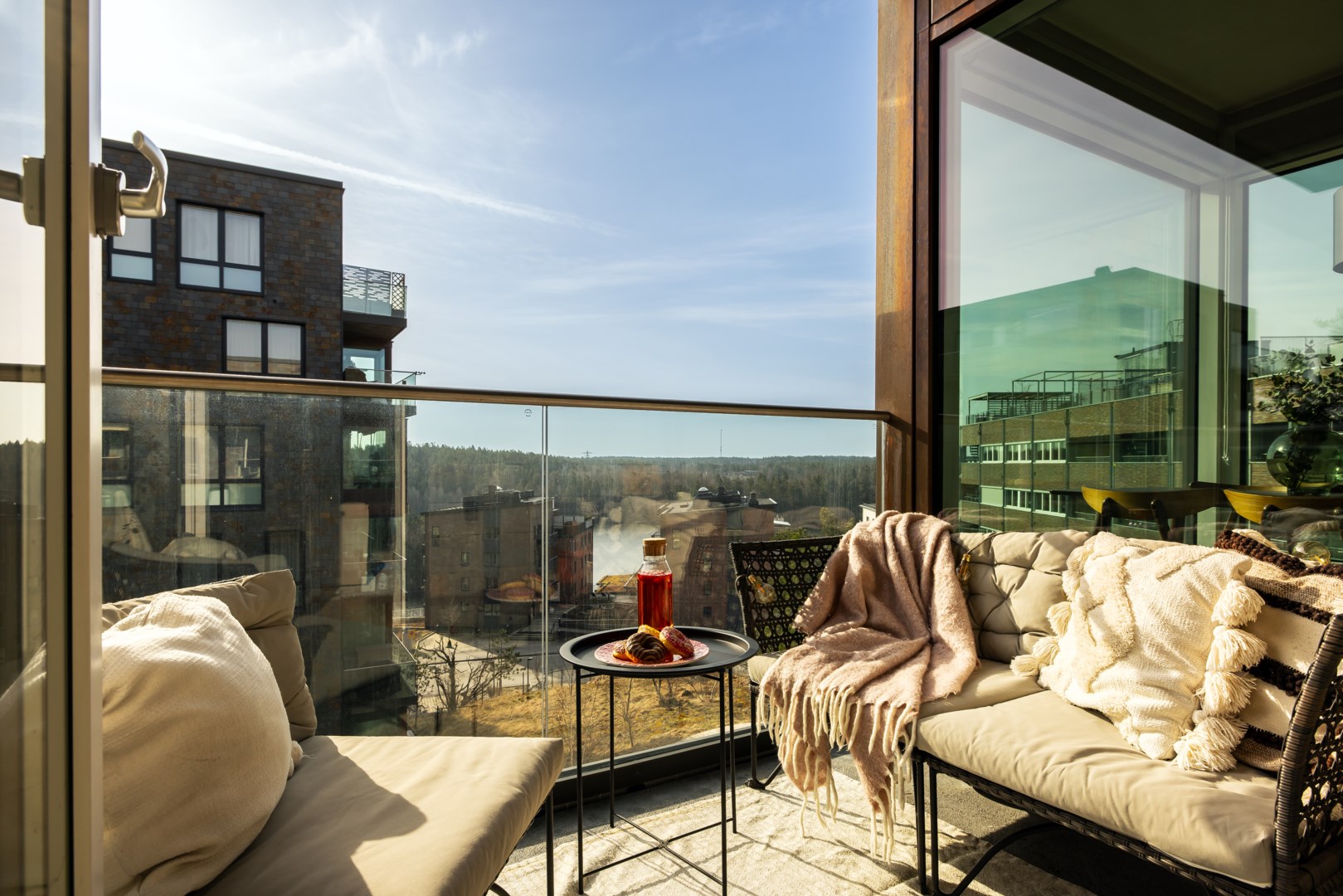 Bostadsbild från Tollarevägen 51, Såld i Tollare, Nacka