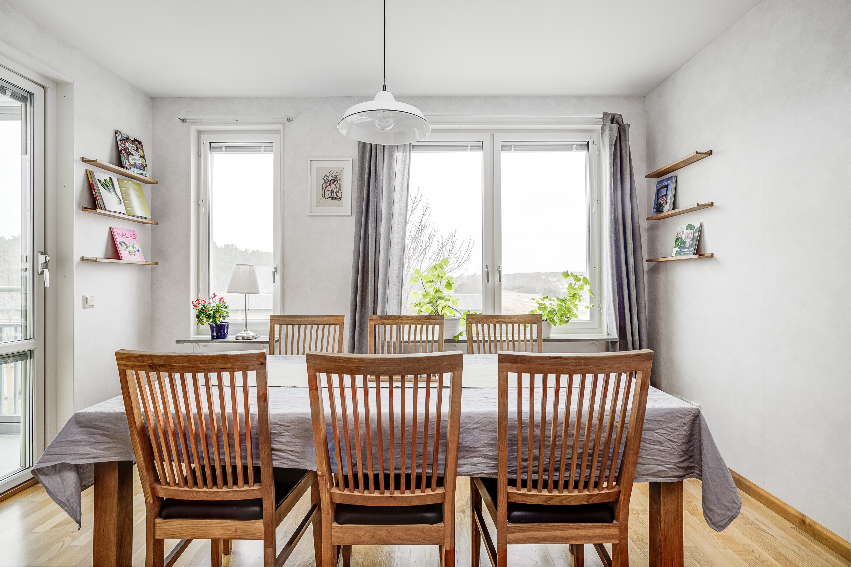 Bostadsbild från Polhemsgatan 2, Såld i Rickomberga, Uppsala