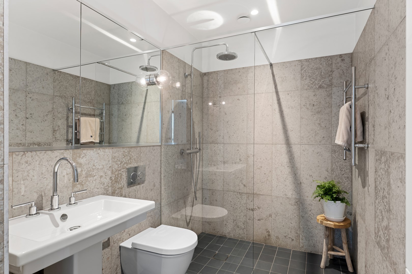 Bostadsbild från Fabrikörvägen 10E, Till salu i Nacka Strand, Nacka