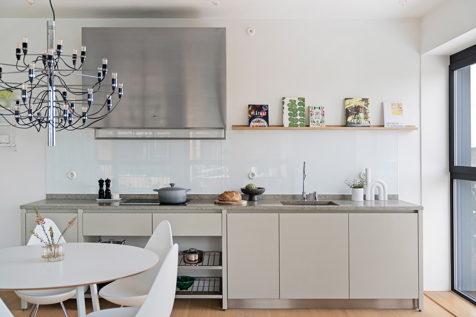 Bostadsbild från Fabrikörvägen 10E, Till salu i Nacka Strand, Nacka