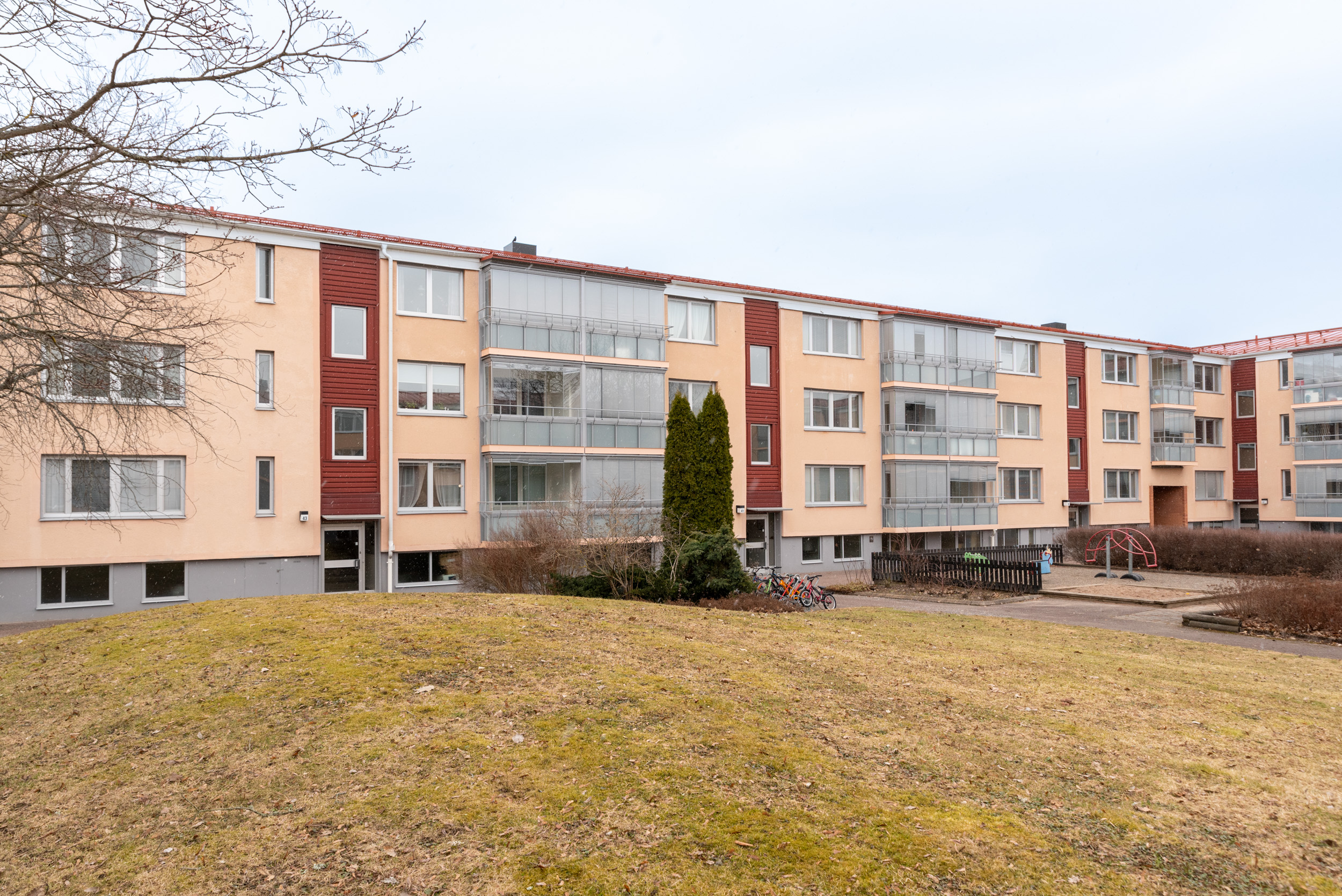 Bostadsbild från Lövhagsgatan 41, Såld i Råby, Västerås