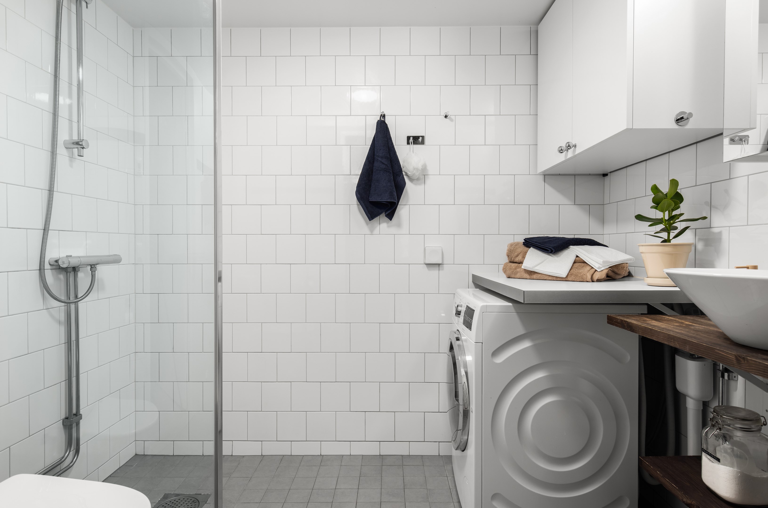 Bostadsbild från Winborgs Väg 17, Till salu i Järla sjö, Nacka