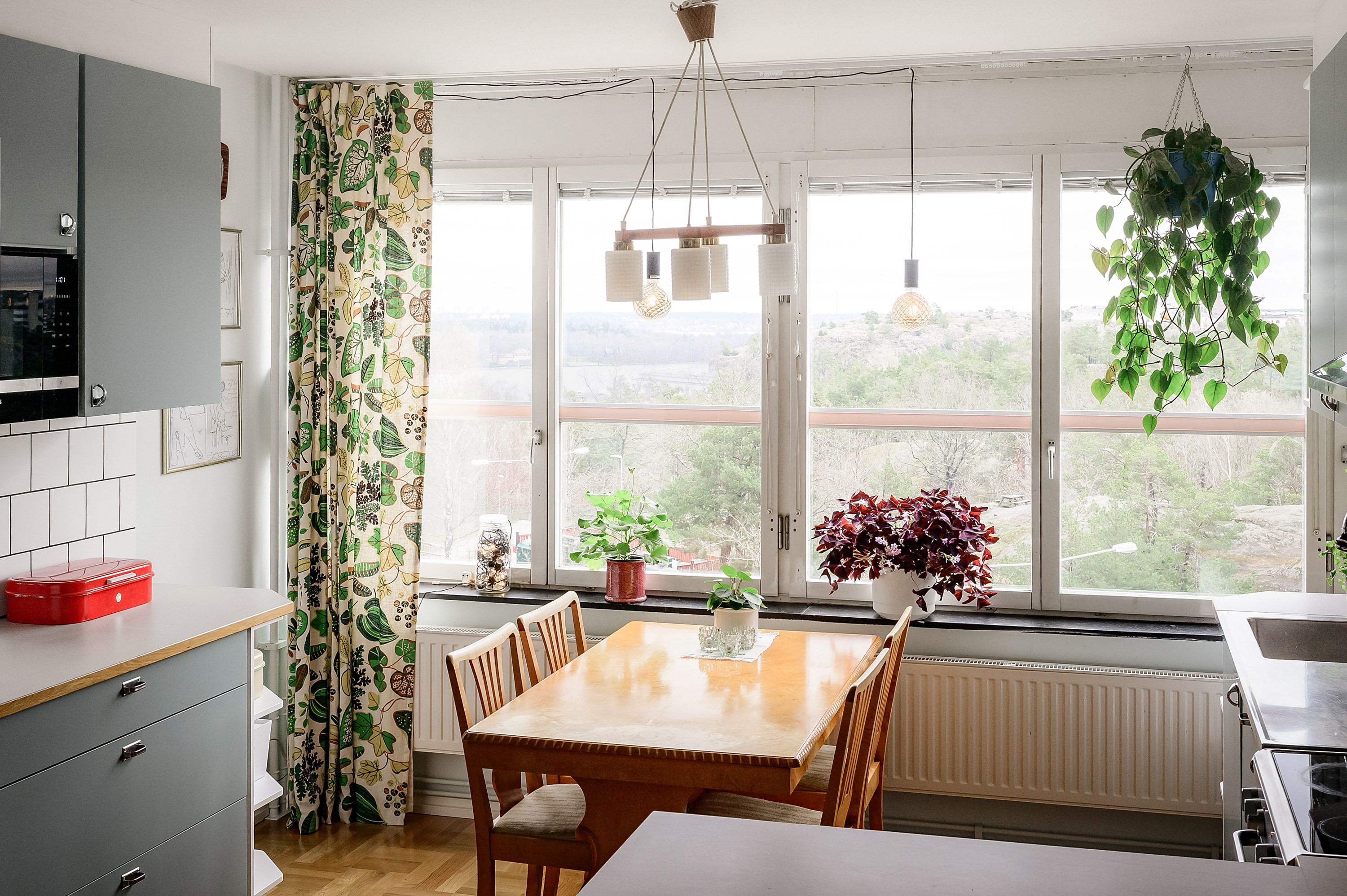 Bostadsbild från Henriksdalsringen 111, Såld i Henriksdalsberget, Nacka