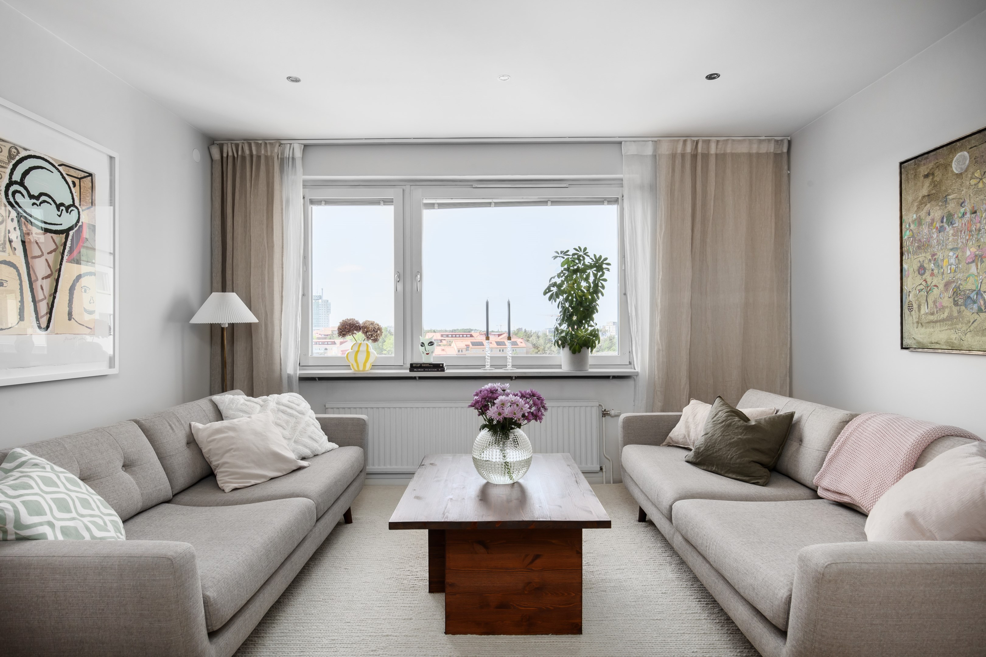 Bostadsbild från Per Hallströms Väg 2, vån 11, Till salu i Skogalund, Nacka