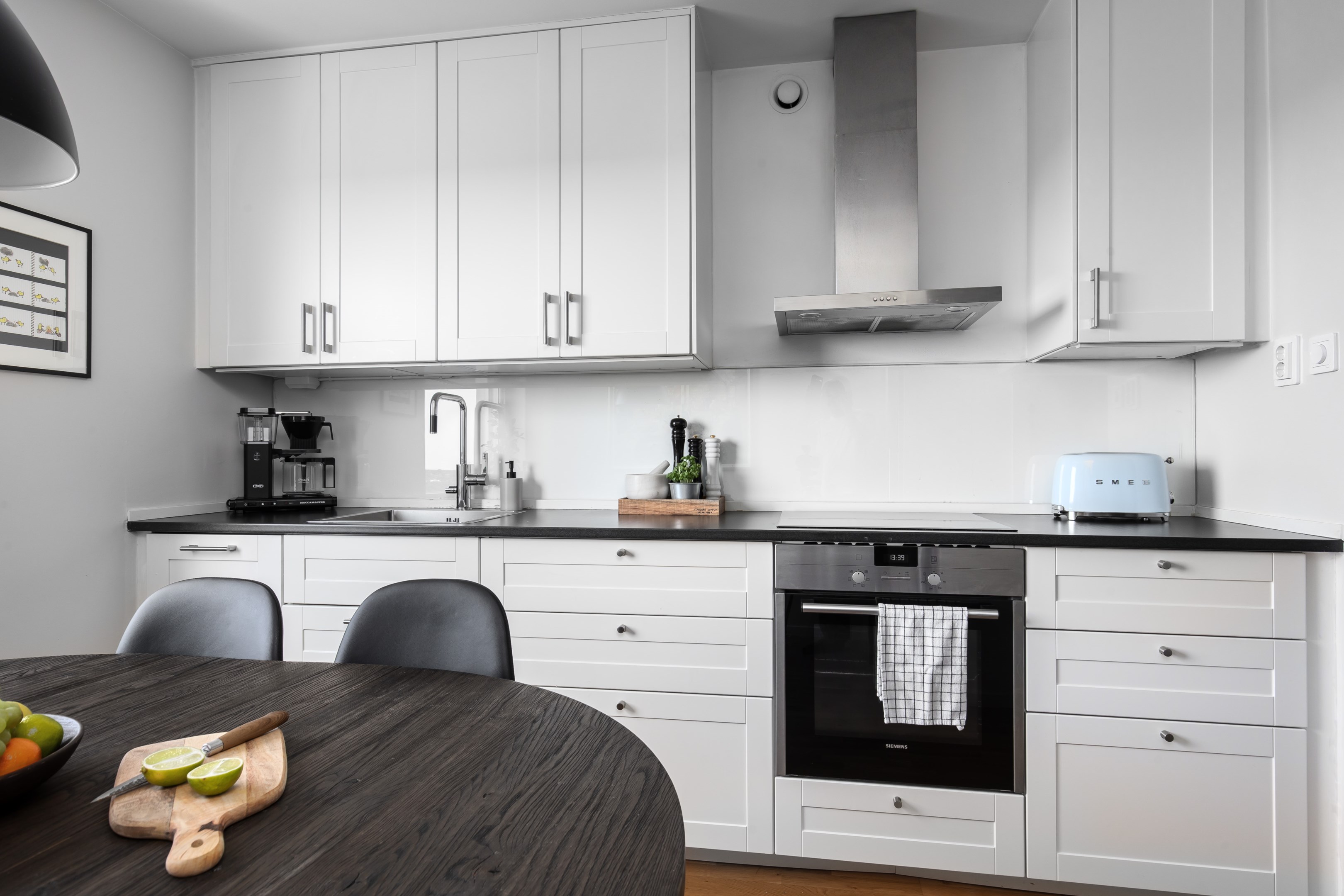 Bostadsbild från Per Hallströms Väg 2, vån 11, Till salu i Skogalund, Nacka