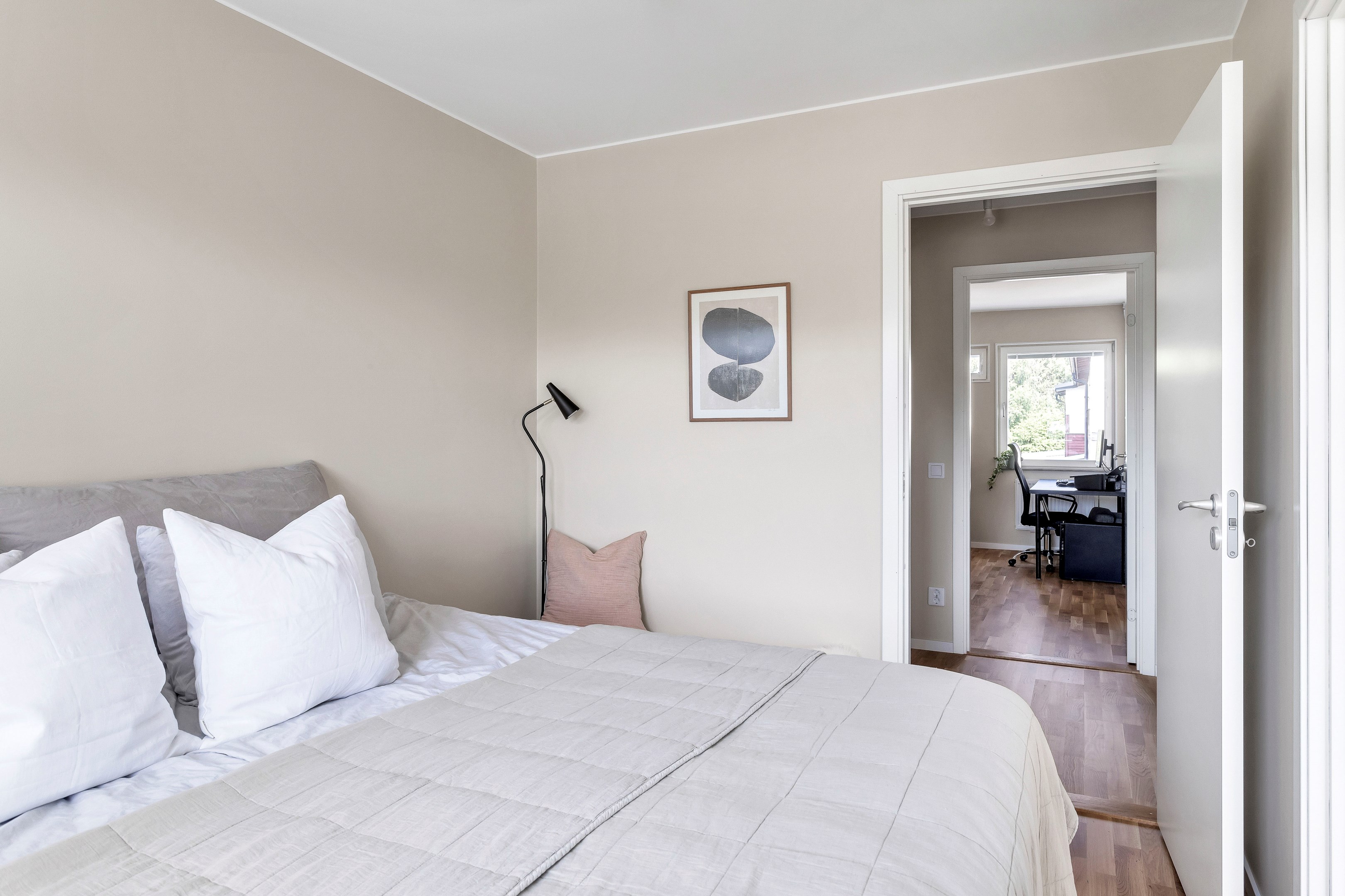 Bostadsbild från Morgonvägen 2, Såld i Storvreta, Uppsala