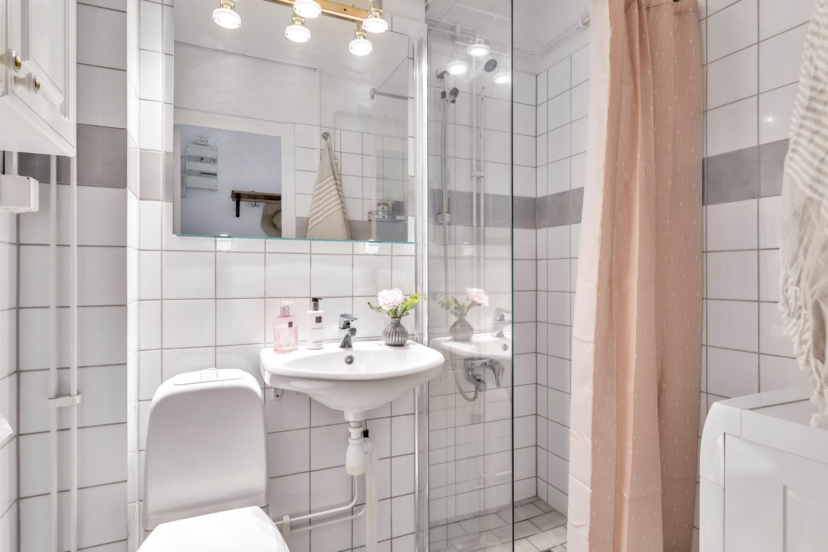 Bostadsbild från Apelgatan 9 A, Såld i Salabacke, Uppsala