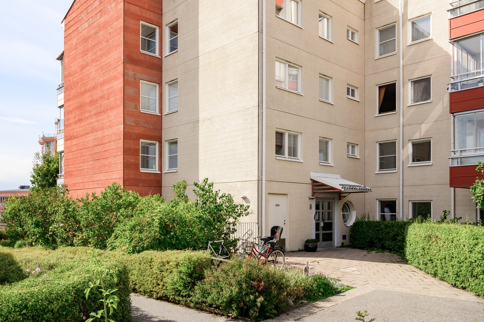 Välkommen till Fyrspannsvägen 8 i Jarlaberg!