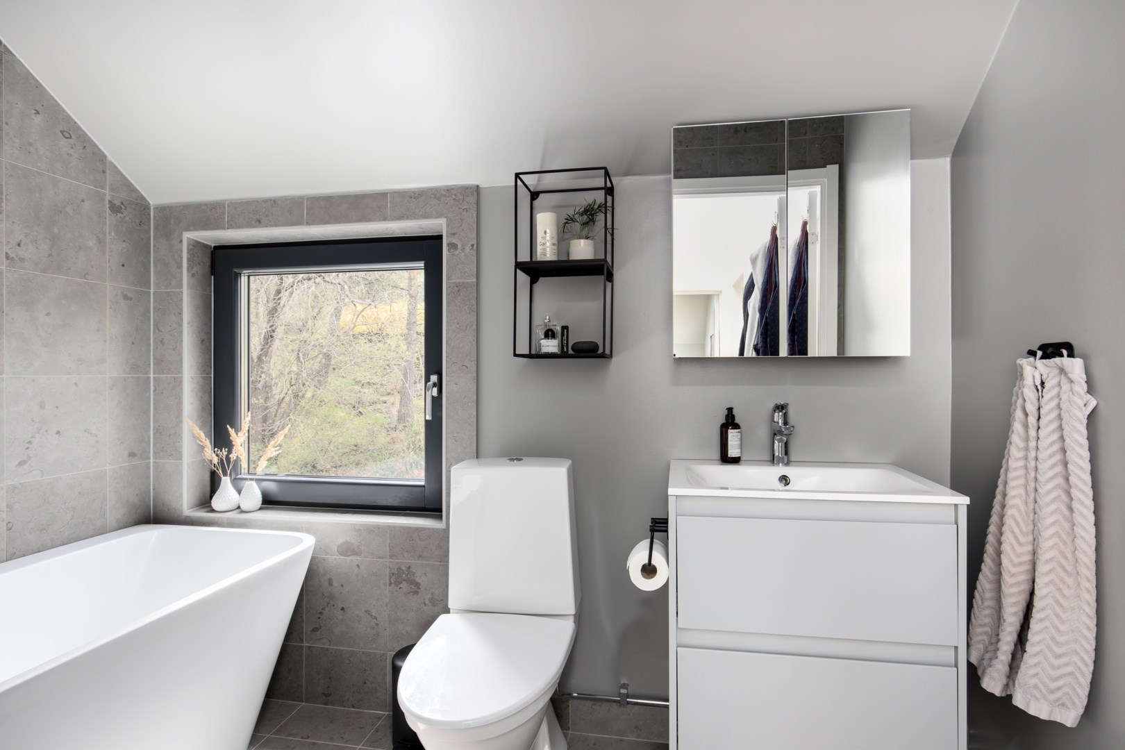 Bostadsbild från Eriksviksvägen 40F, Såld i Eriksvik, Nacka