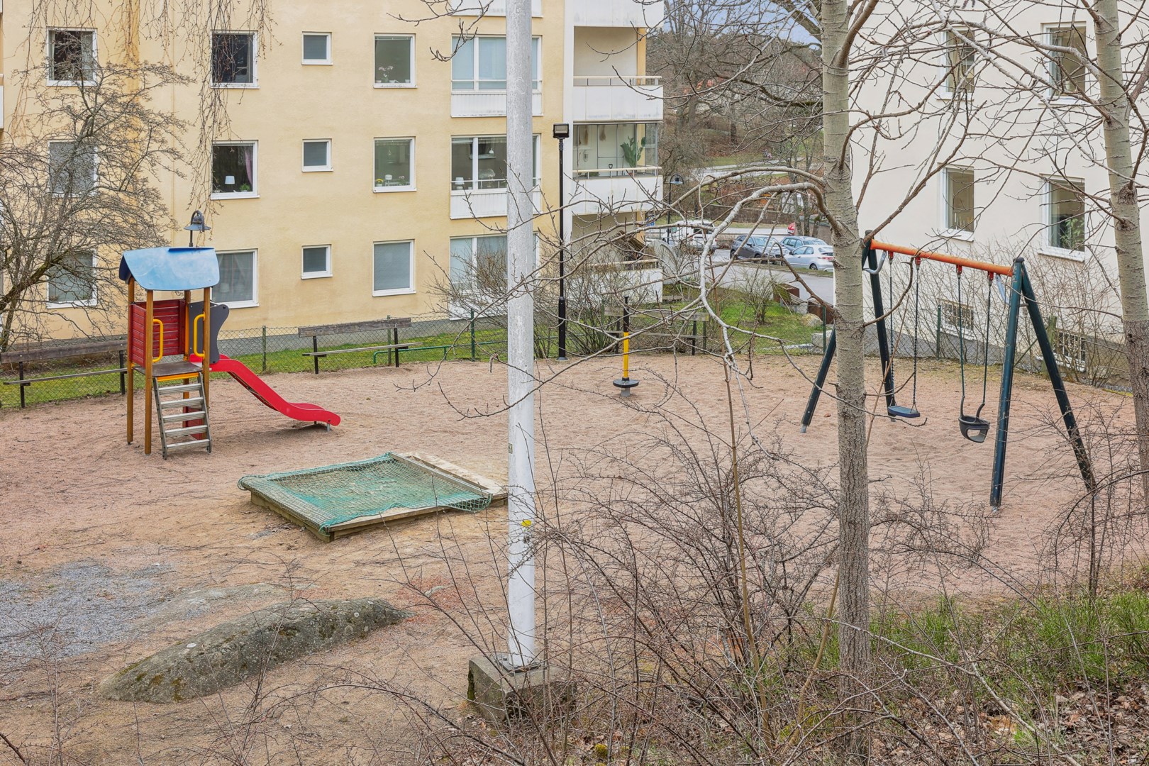 Bostadsbild från Sköndalsvägen 106, Såld i Skarpnäck, Stockholm