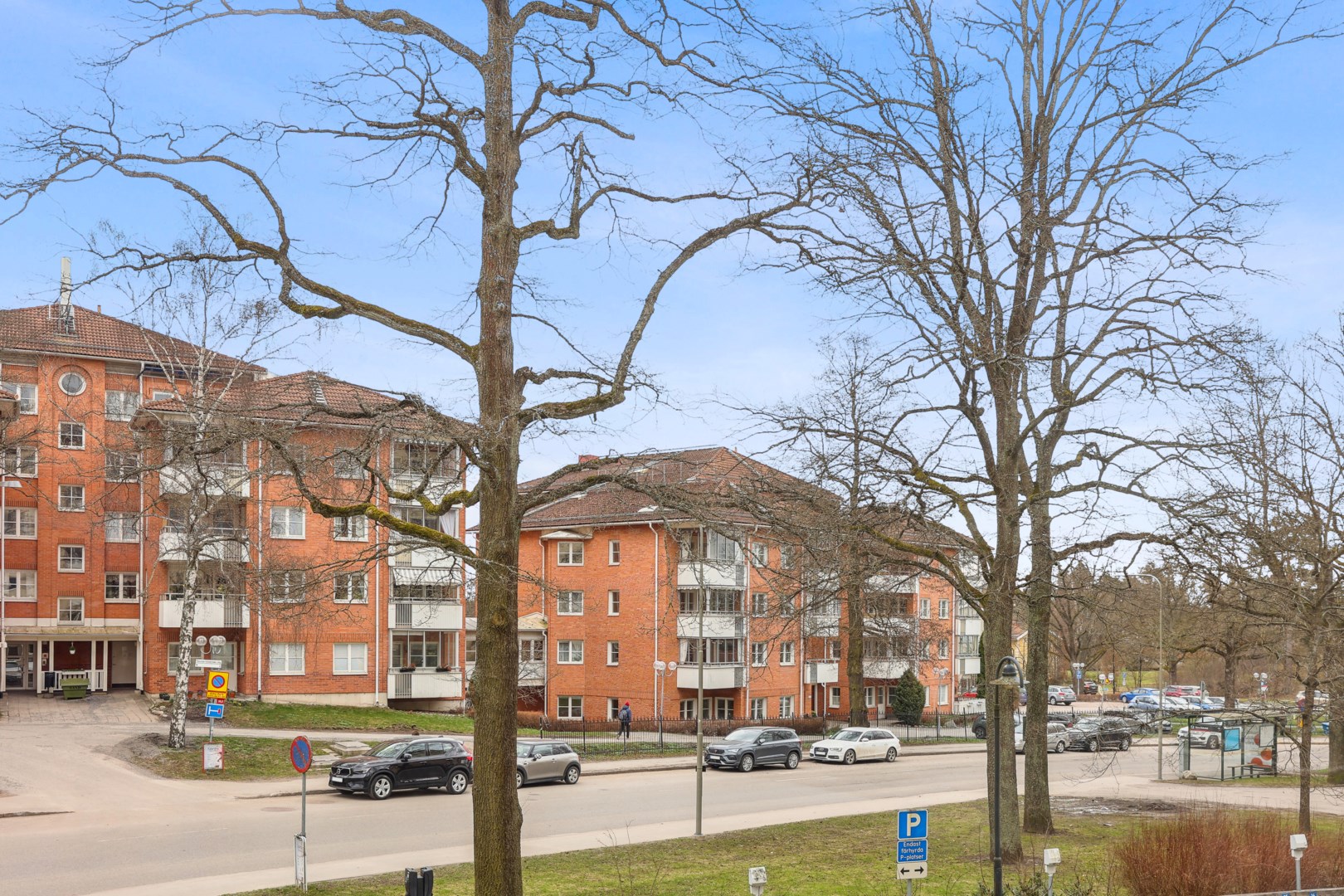 Bostadsbild från Sköndalsvägen 106, Såld i Skarpnäck, Stockholm