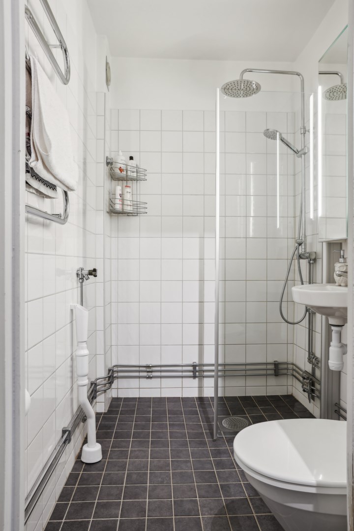 Bostadsbild från Sköndalsvägen 106, Såld i Skarpnäck, Stockholm