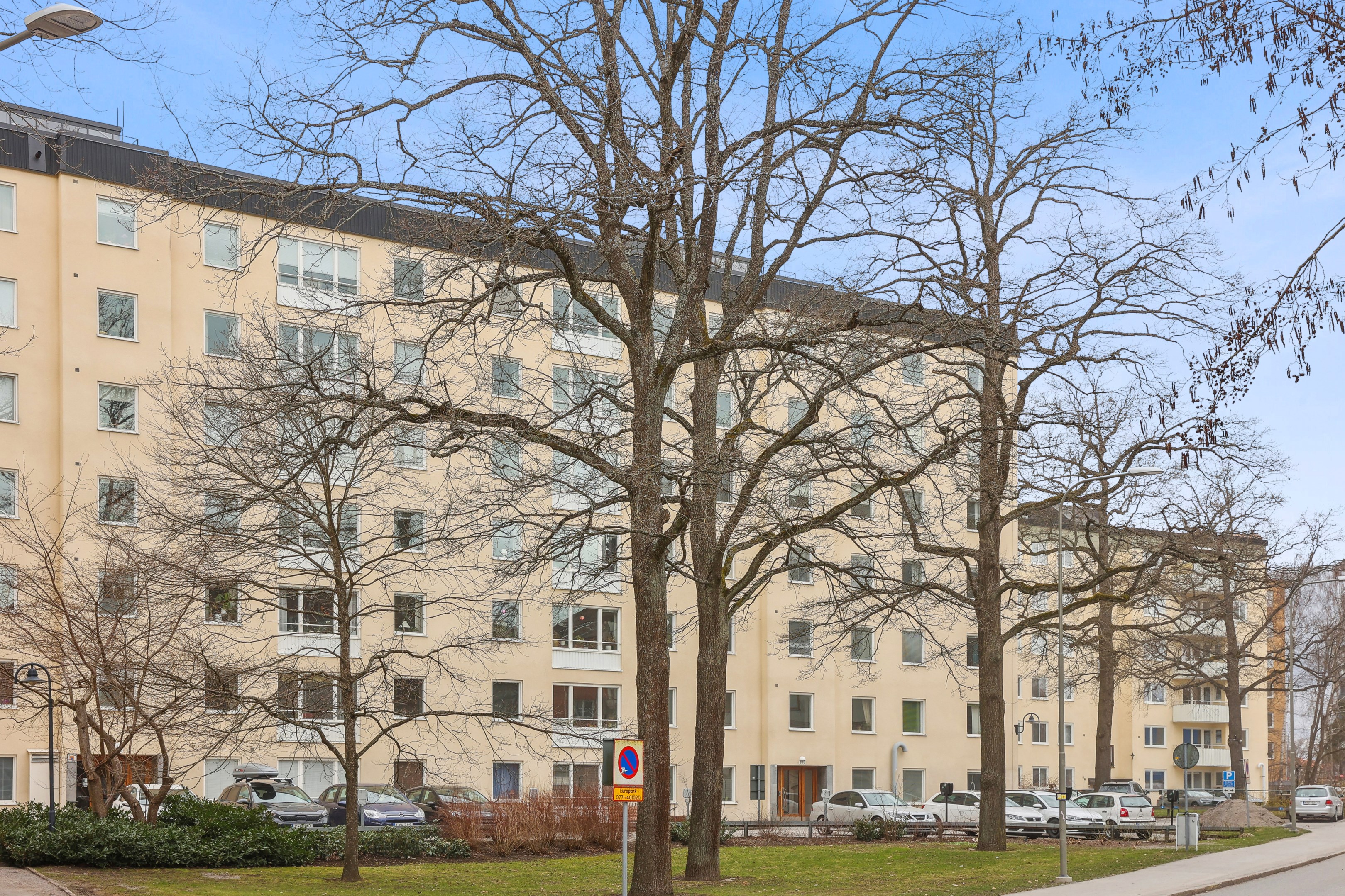 Bostadsbild från Sköndalsvägen 106, Såld i Skarpnäck, Stockholm