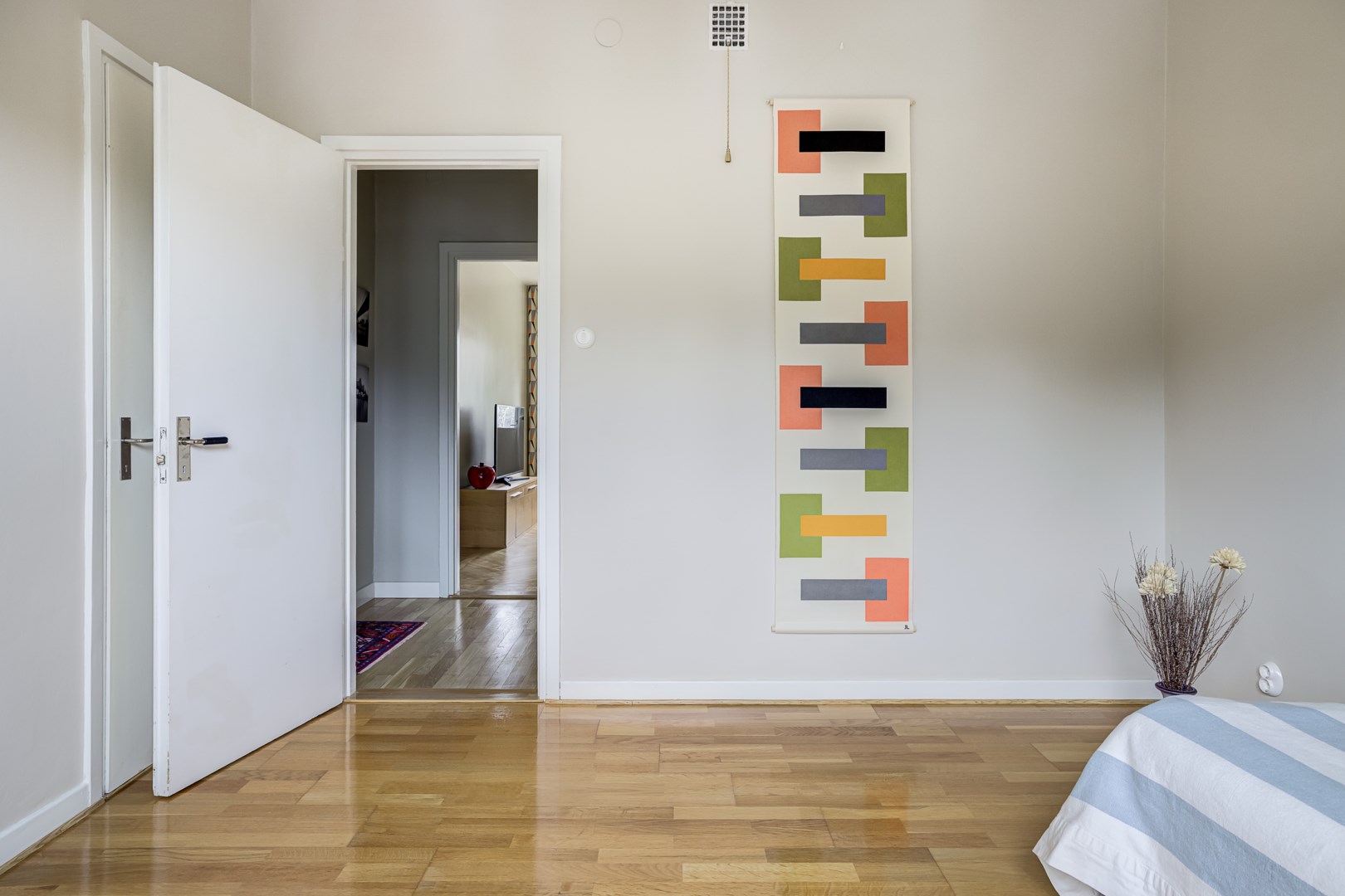 Bostadsbild från Norbyvägen 71 A, Såld i Sommarro, Uppsala