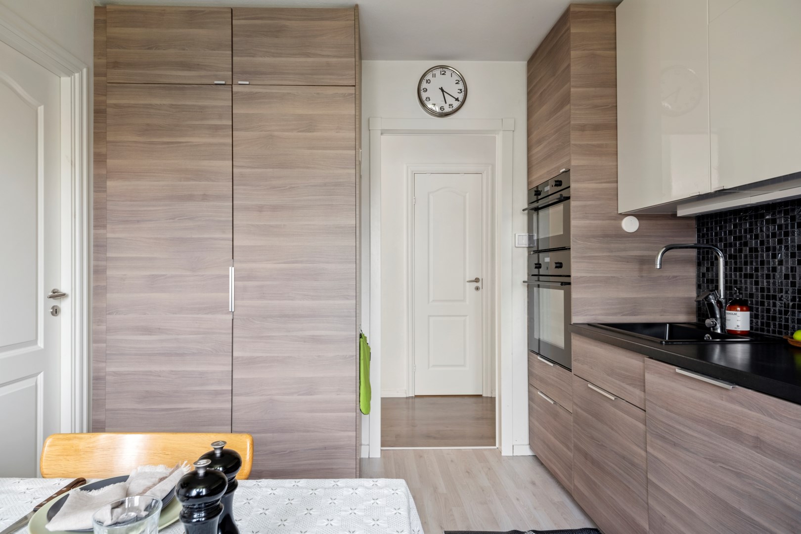 Bostadsbild från Sjösavägen 15, vån 2, Såld i Bandhagen, Stockholm