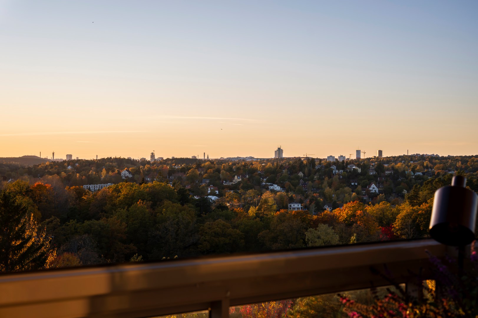Bostadsbild från Tollarevägen 26, 4 tr, Såld i Tollare, Nacka