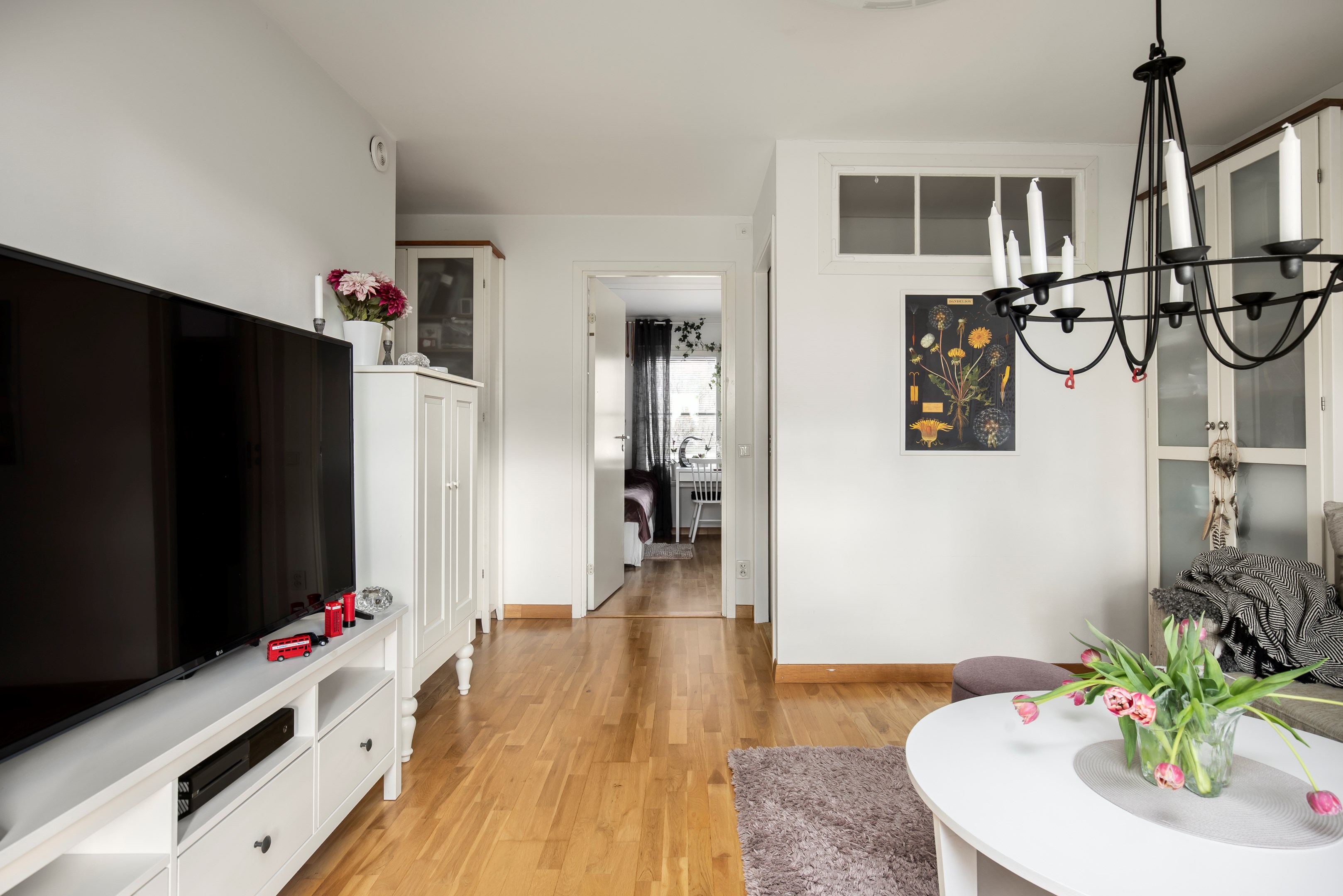 Bostadsbild från Ängsbacken 1, Såld i Björknäs, Nacka