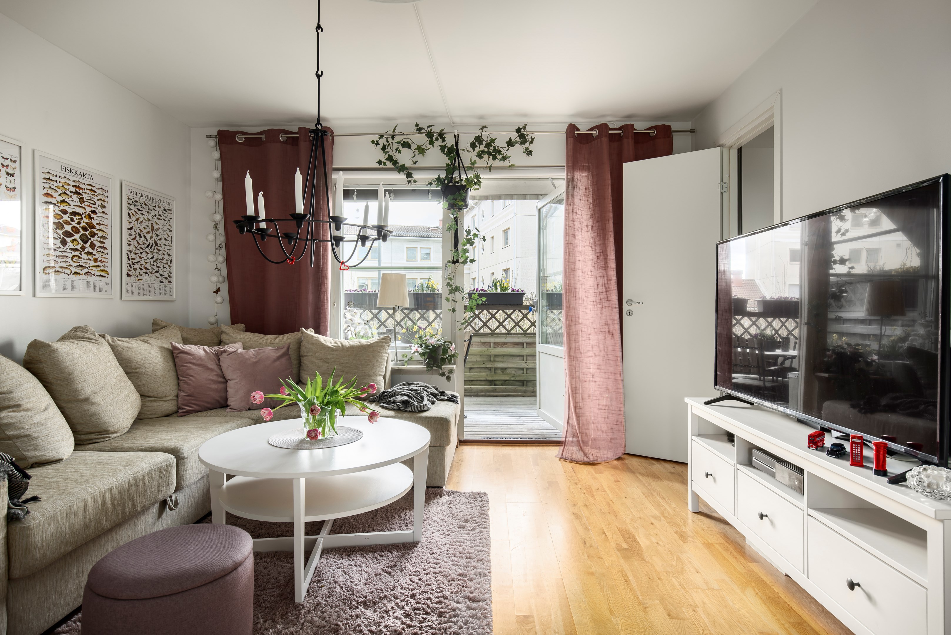 Bostadsbild från Ängsbacken 1, Såld i Björknäs, Nacka