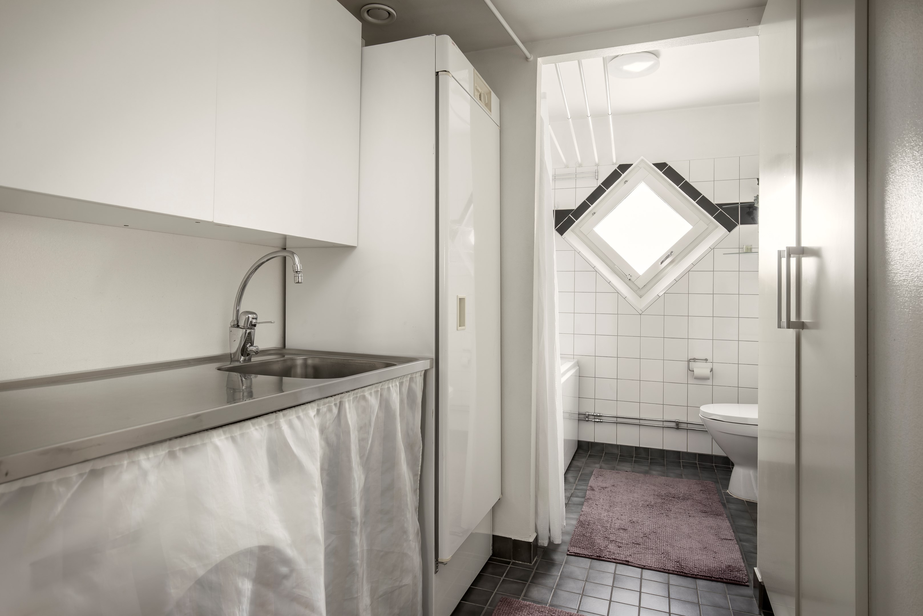 Bostadsbild från Ängsbacken 1, Såld i Björknäs, Nacka