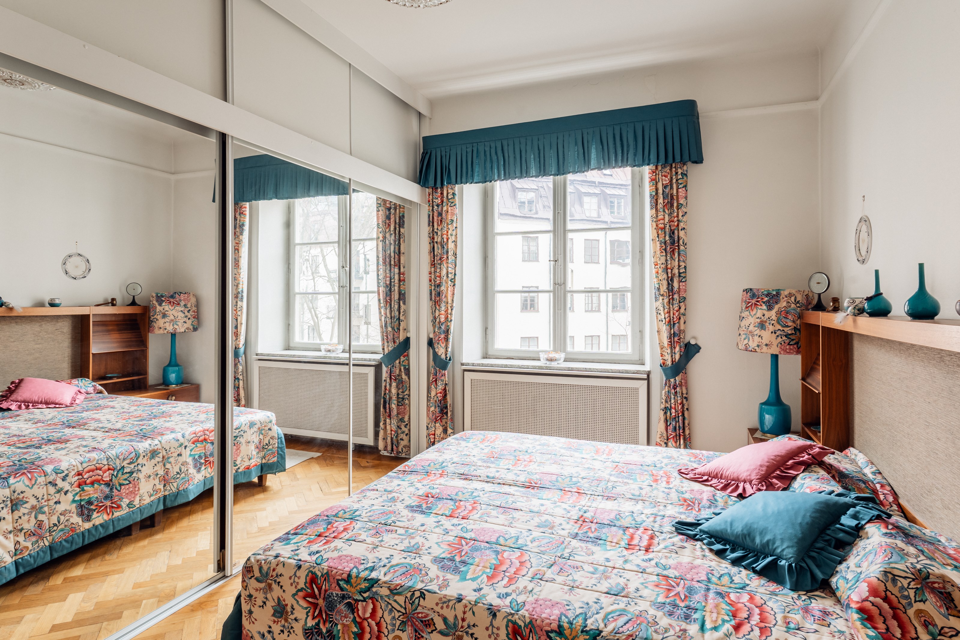 Bostadsbild från Karlavägen 28, Såld i Östermalm, Stockholm