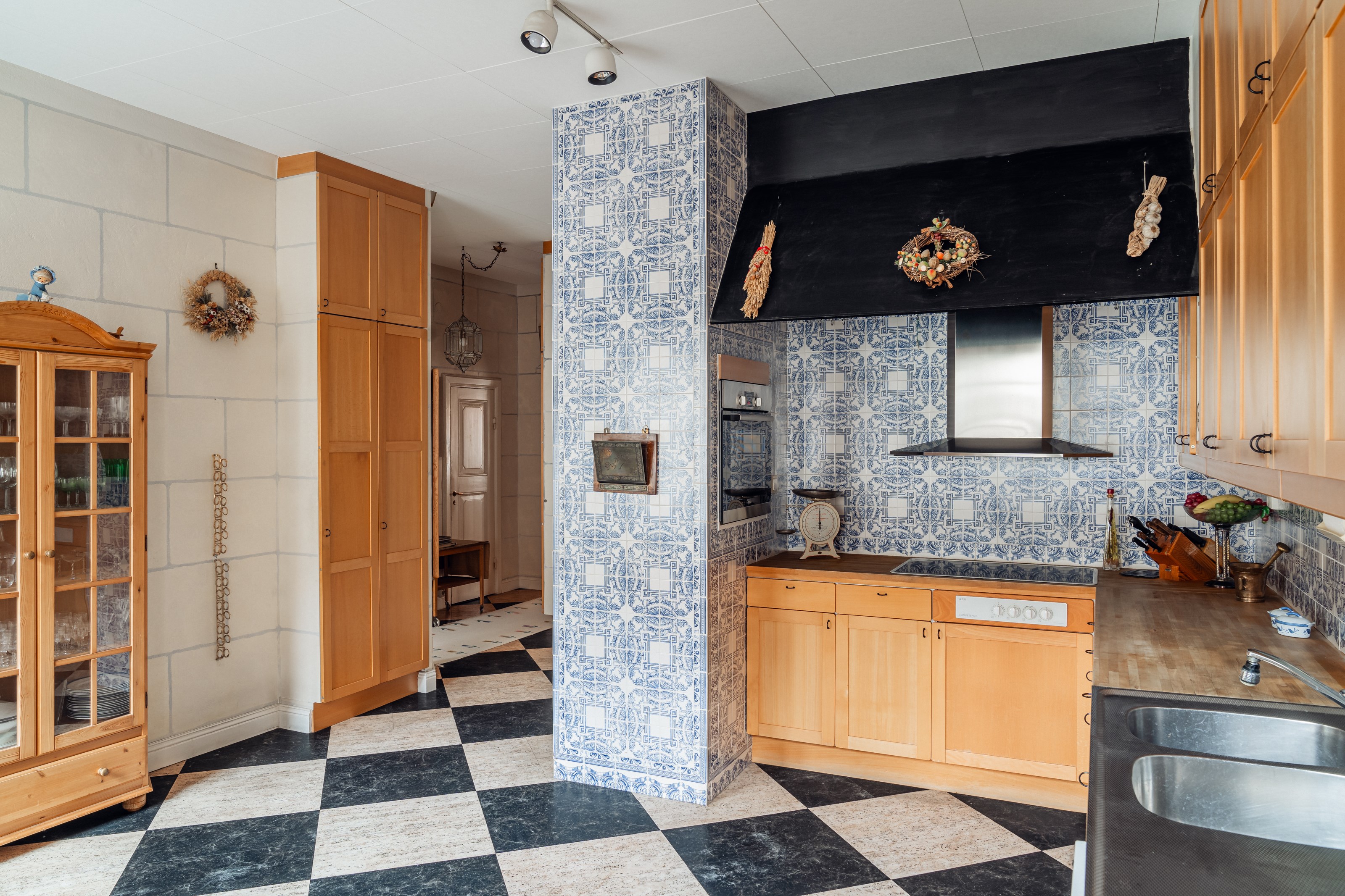 Bostadsbild från Karlavägen 28, Såld i Östermalm, Stockholm