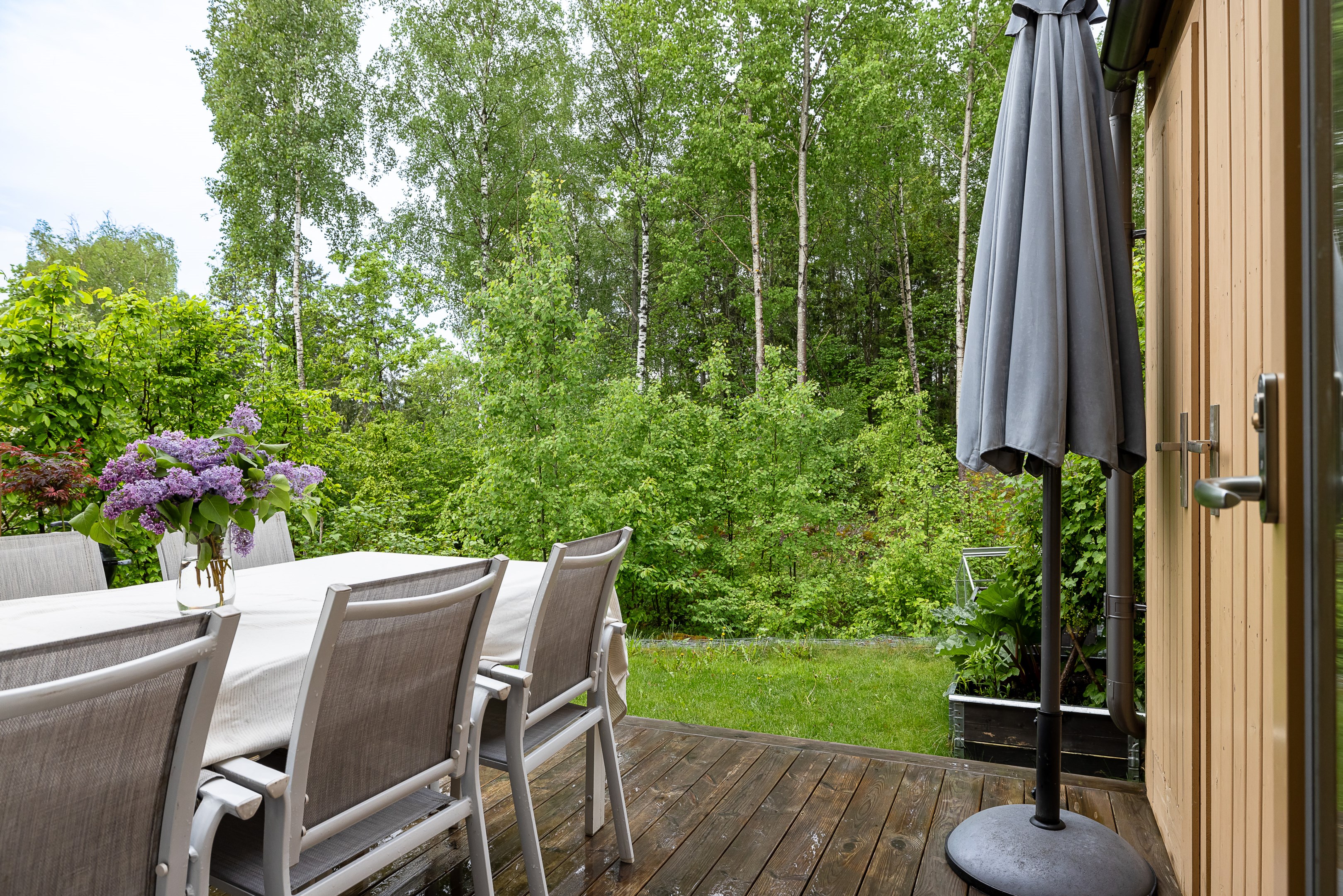 Bostadsbild från Vikvägen 60, Såld i Vårdsätra, Uppsala