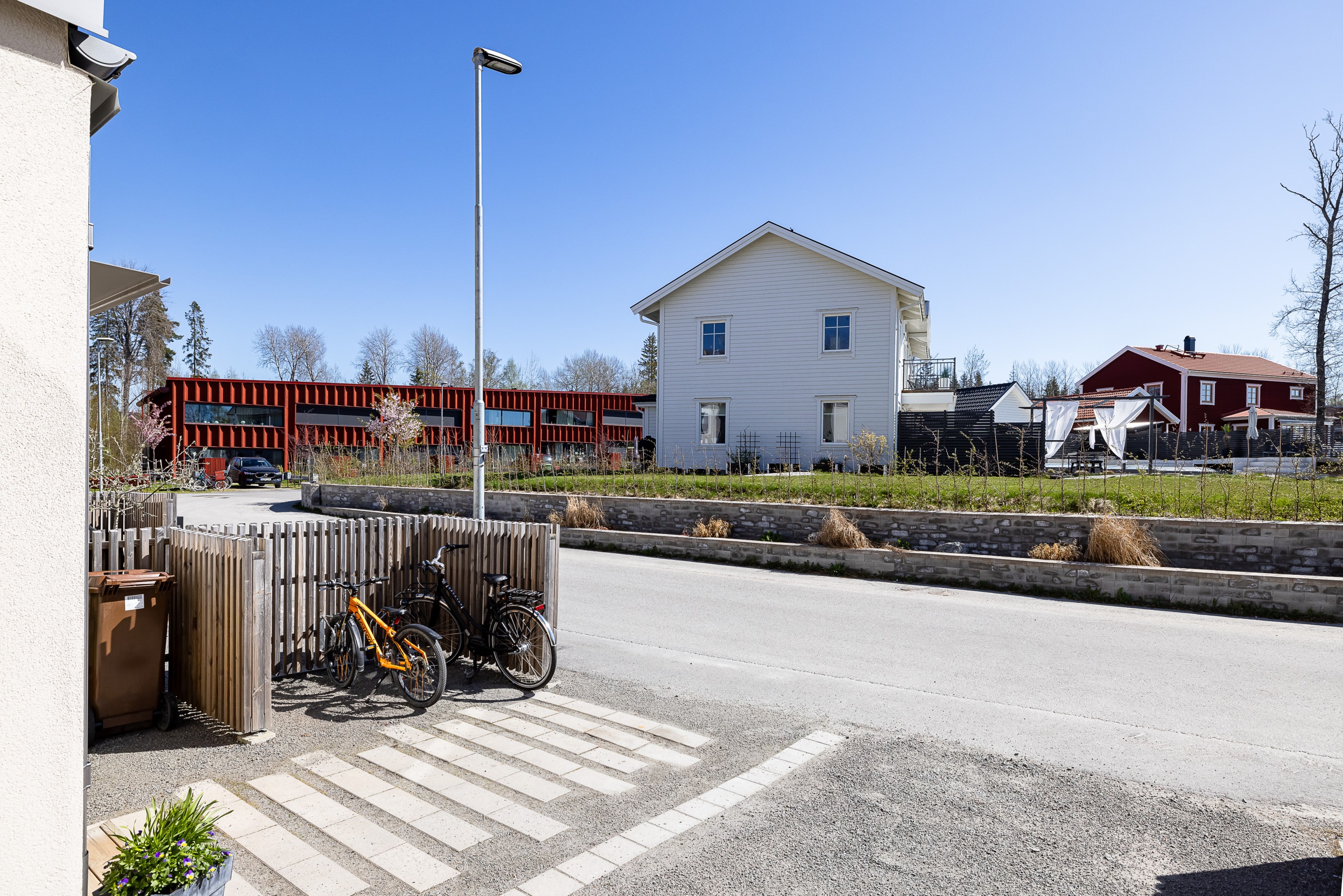 Bostadsbild från Vikvägen 60, Såld i Vårdsätra, Uppsala