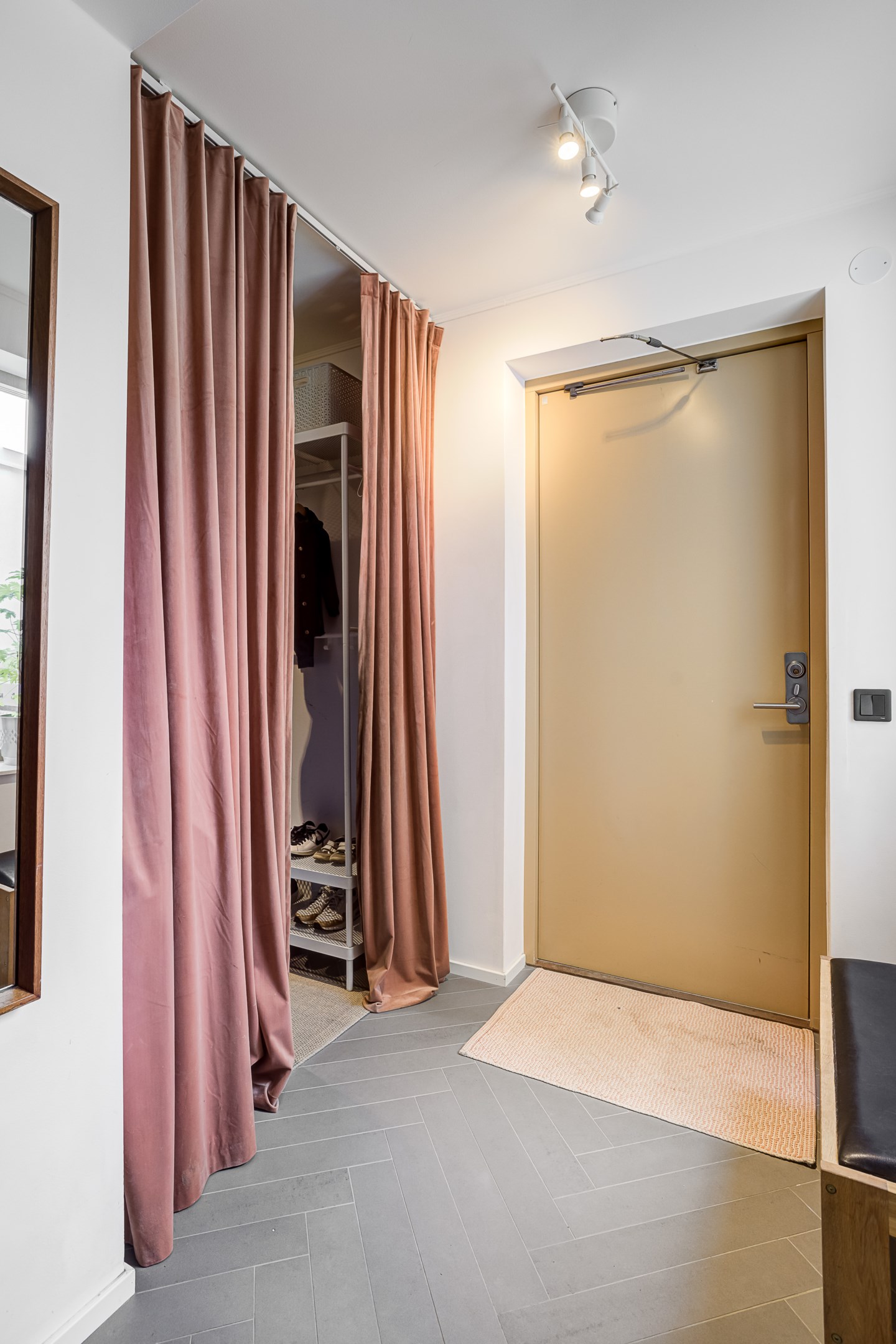 Bostadsbild från Vikvägen 60, Såld i Vårdsätra, Uppsala