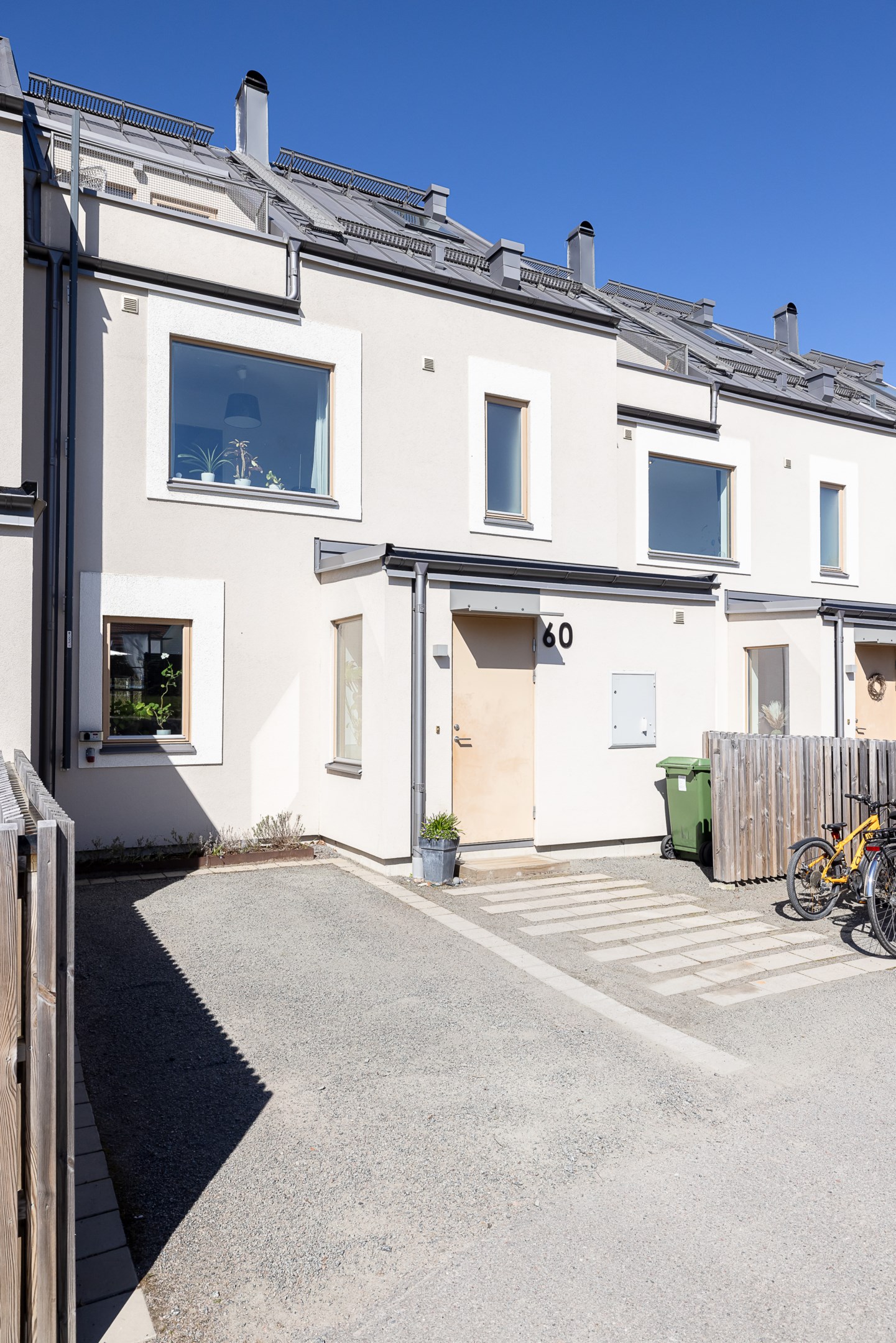 Bostadsbild från Vikvägen 60, Såld i Vårdsätra, Uppsala