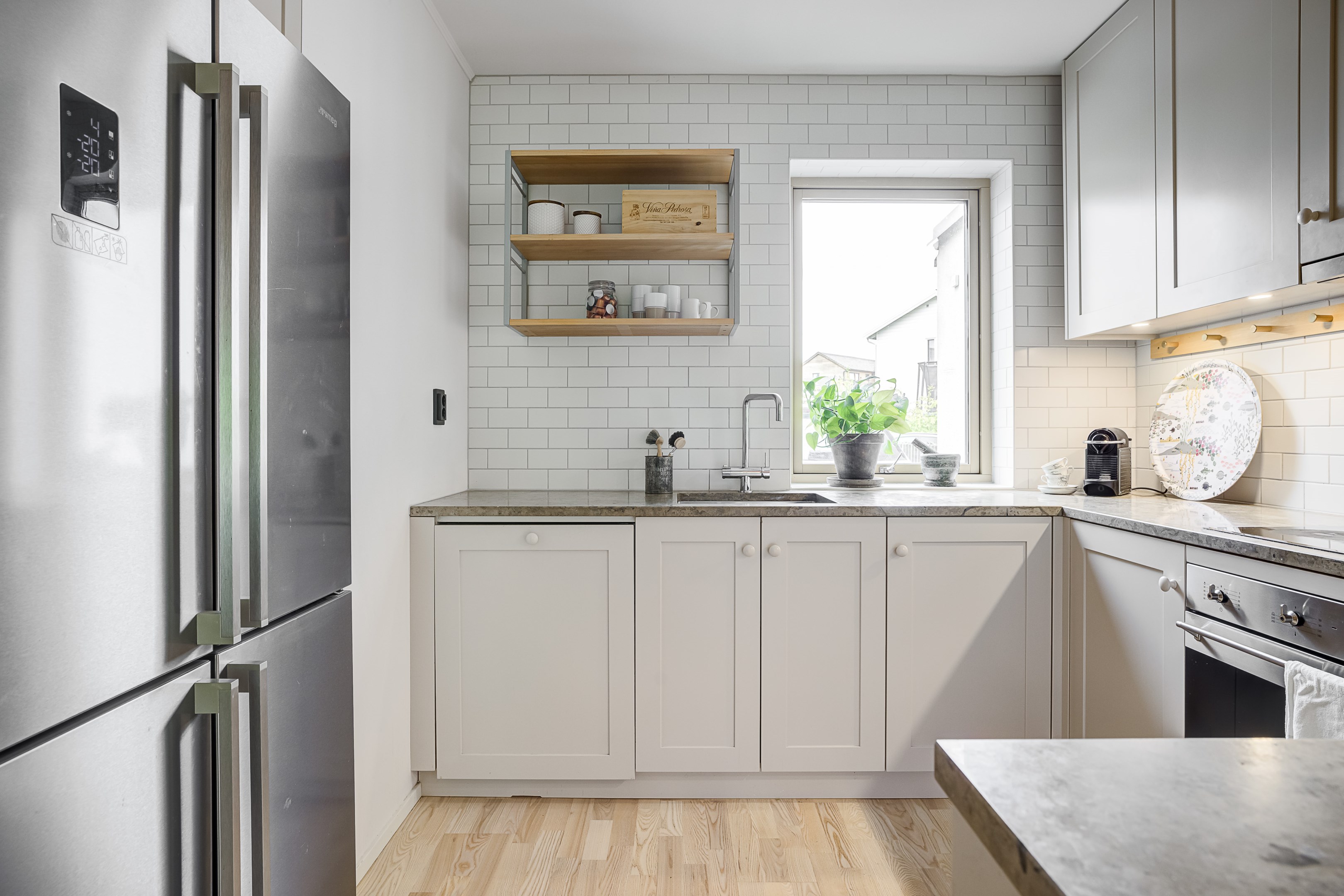 Bostadsbild från Vikvägen 60, Såld i Vårdsätra, Uppsala