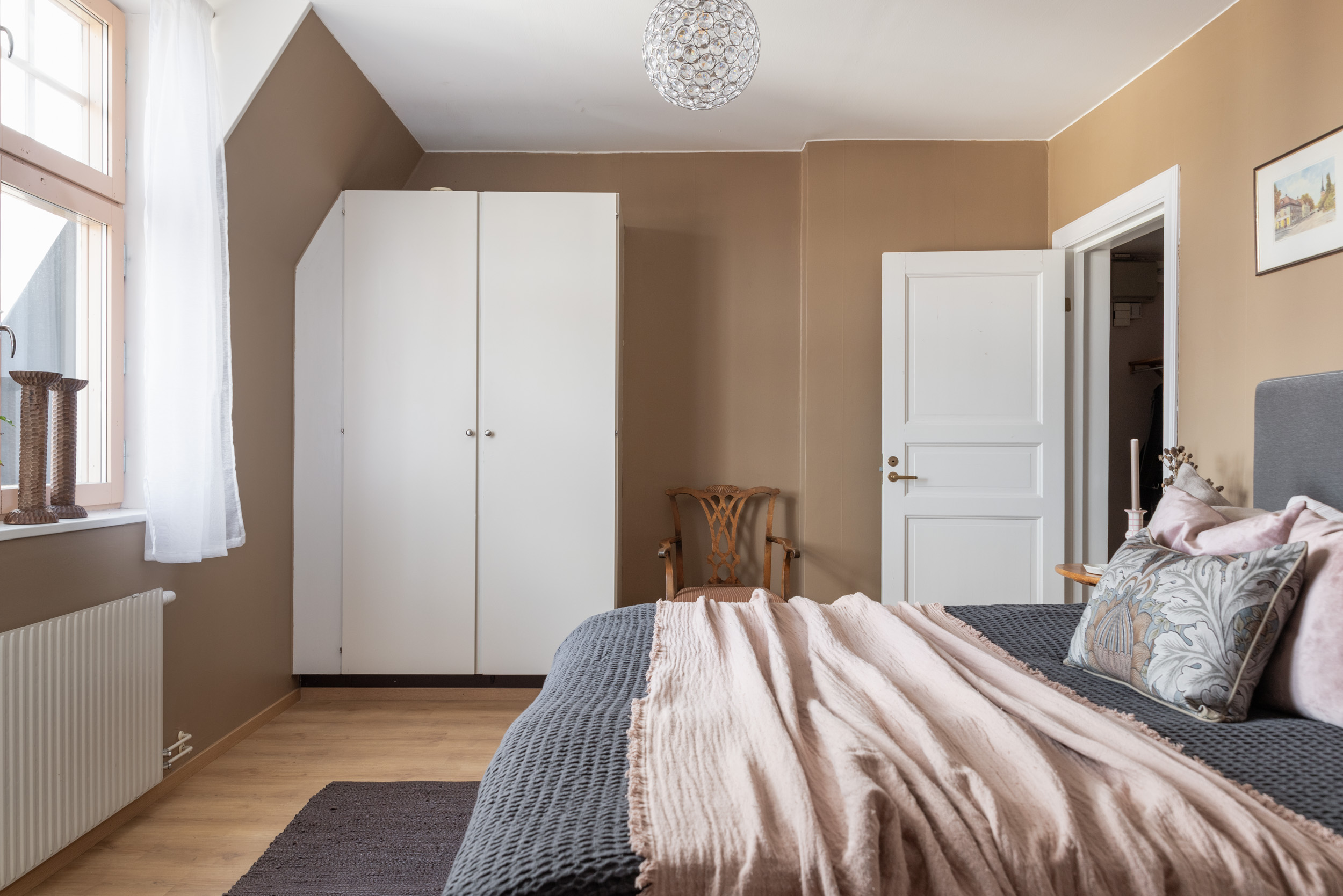 Bostadsbild från Stora gatan 73B, Såld i Vasastaden, Västerås