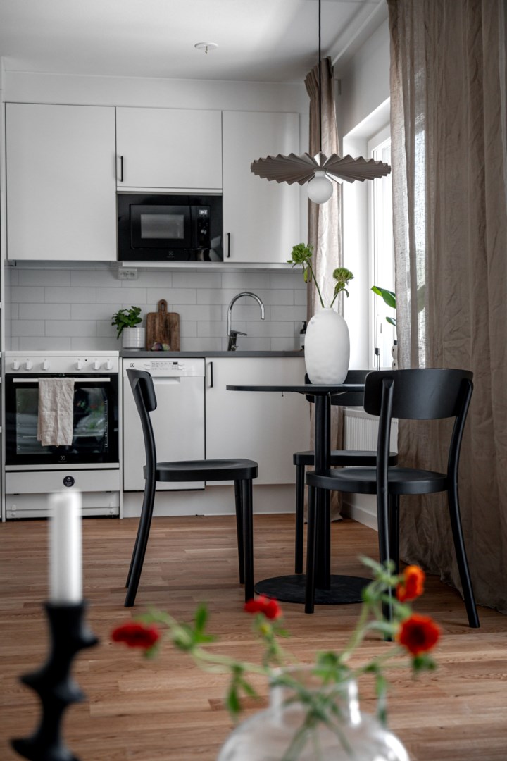 Bostadsbild från Lydia Wahlströms gata 24, Såld i Rosendal, Uppsala