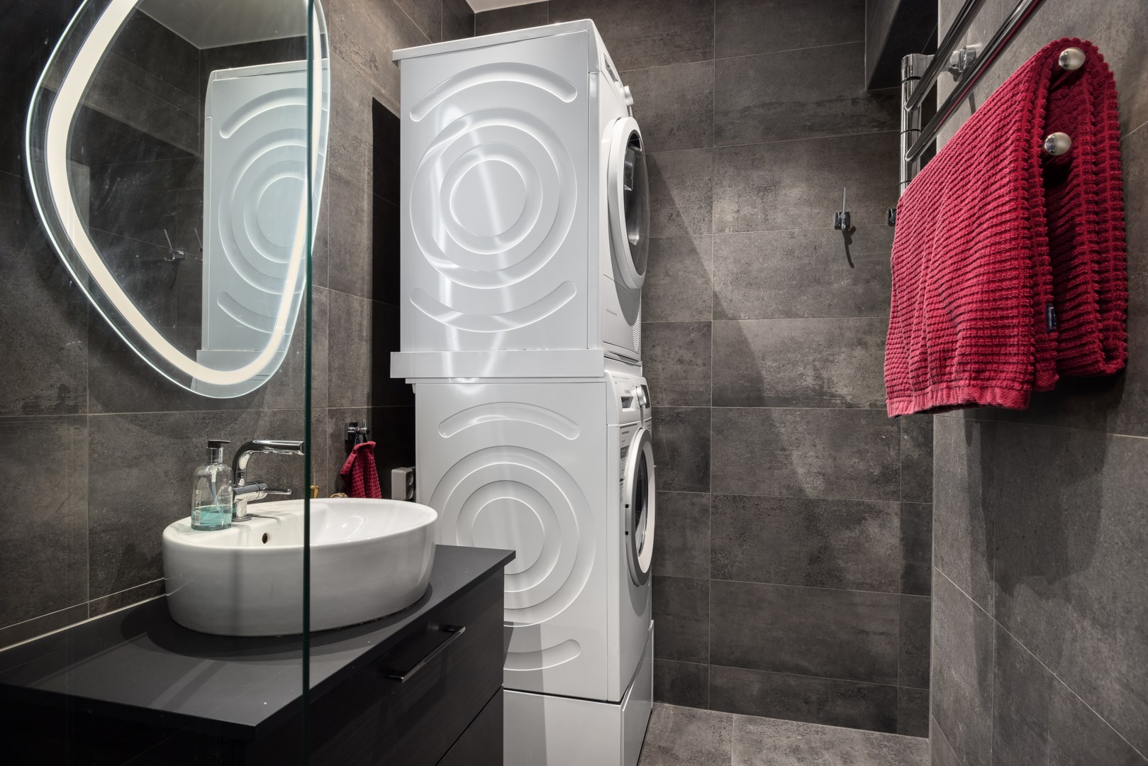 Bostadsbild från Hagagatan 4, Såld i Vasastan, Stockholm