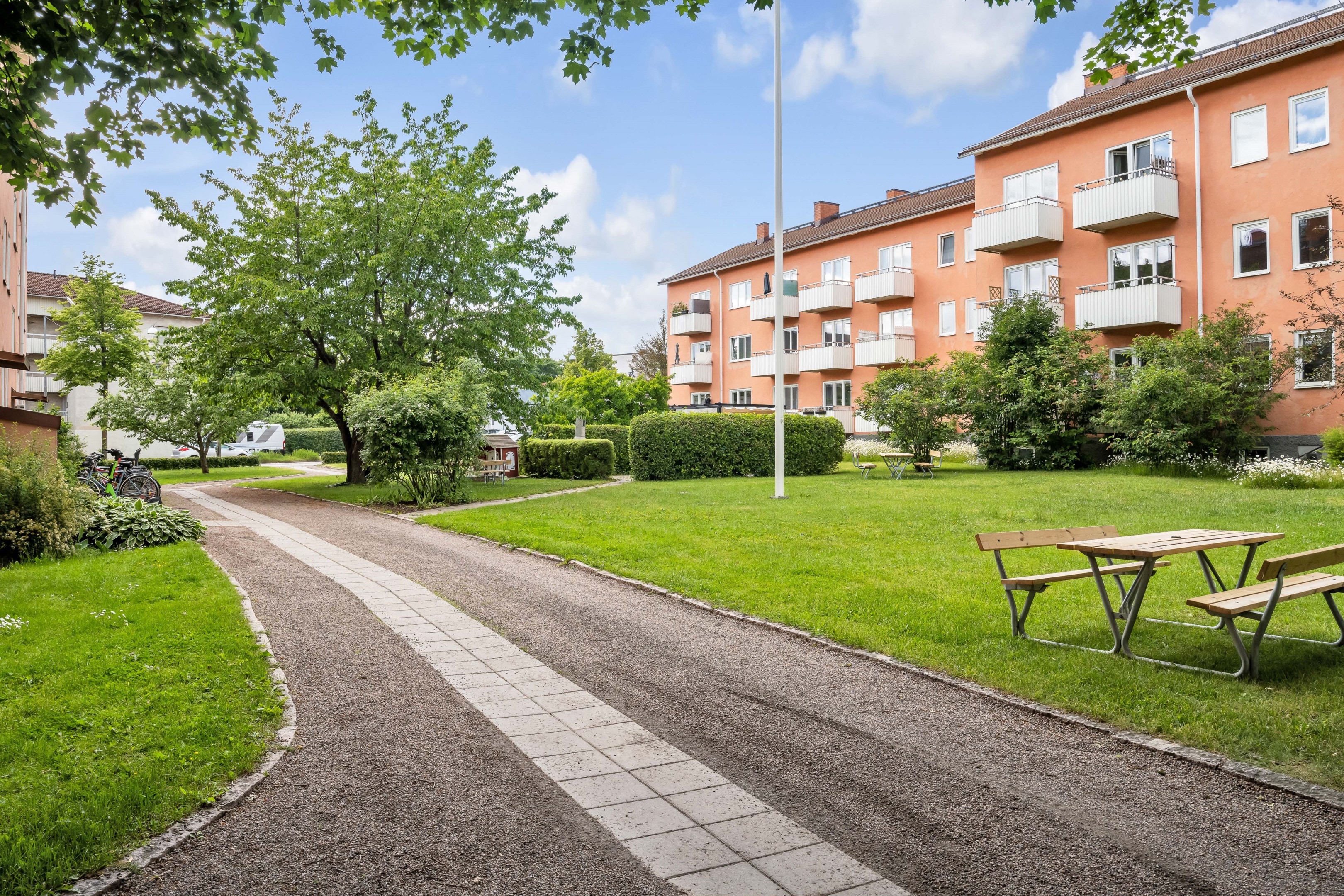 Bostadsbild från Svartbäcksgatan 101 C, Såld i Svartbäcken, Uppsala