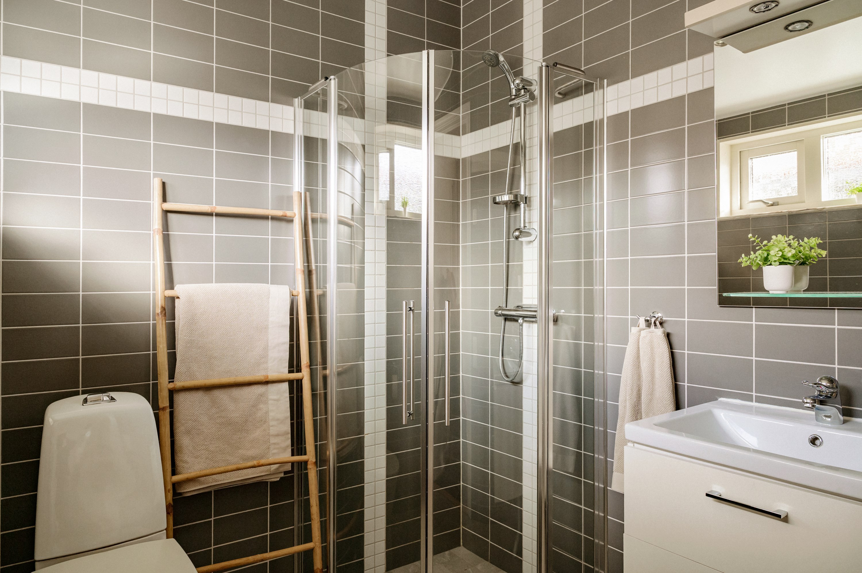 Bostadsbild från Fältspatsvägen 34B, Såld i Norra Lännersta, Nacka