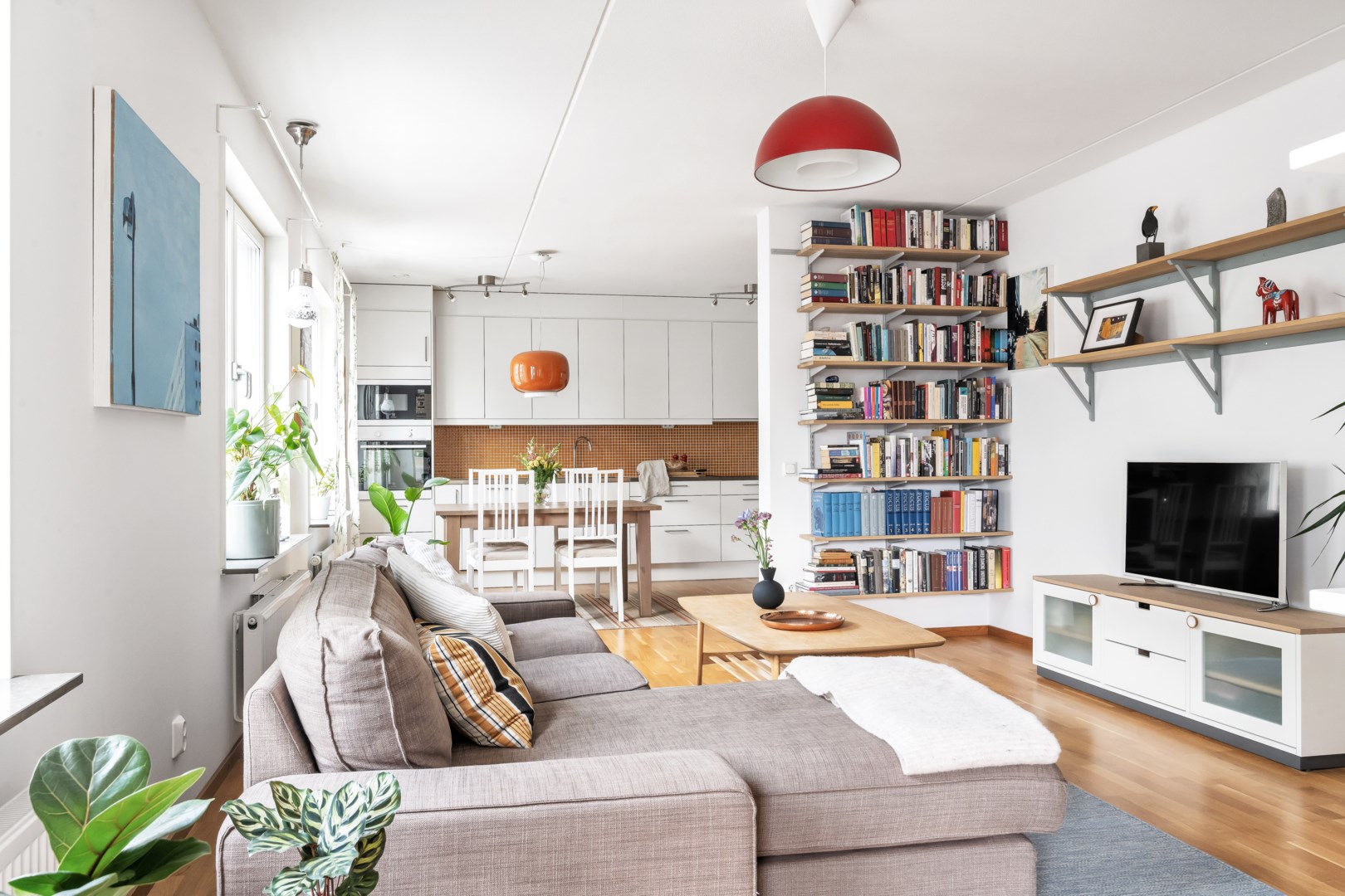 Bostadsbild från Tullgarnsgatan 20, Såld i Kungsängen, Uppsala