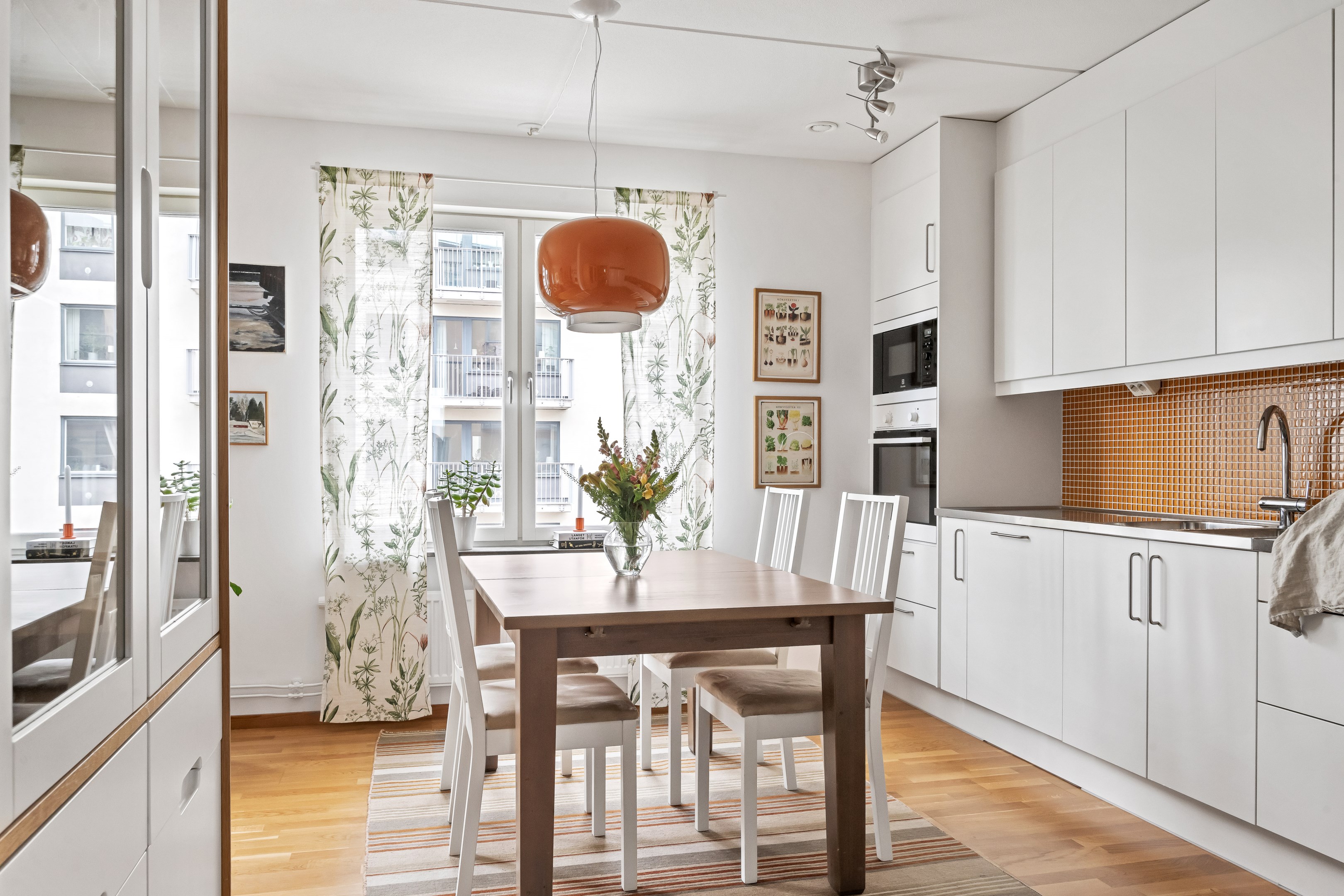 Bostadsbild från Tullgarnsgatan 20, Såld i Kungsängen, Uppsala